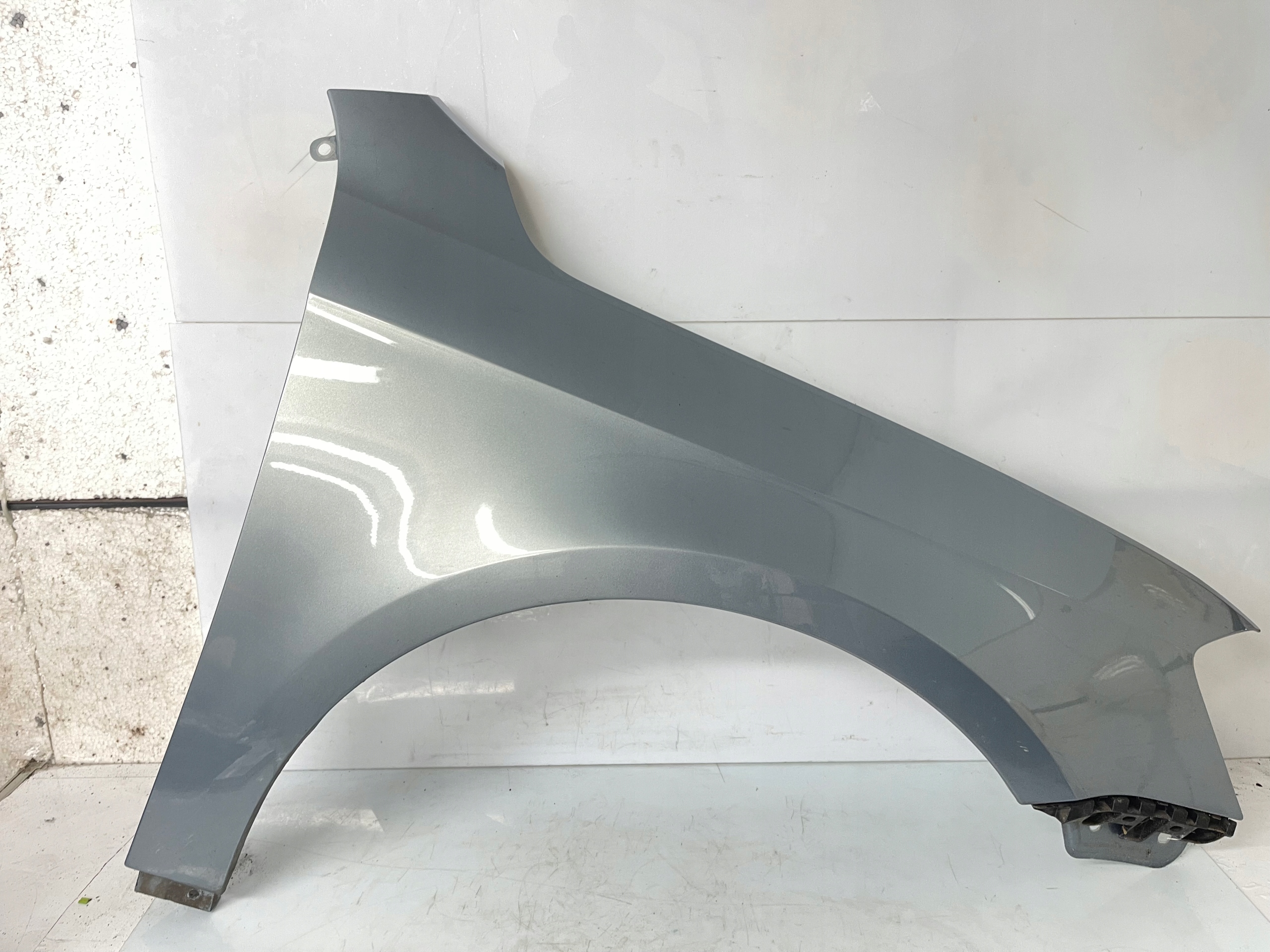 fender right front front VW PASSAT B7 3A LC7Z W colour original LAKIER