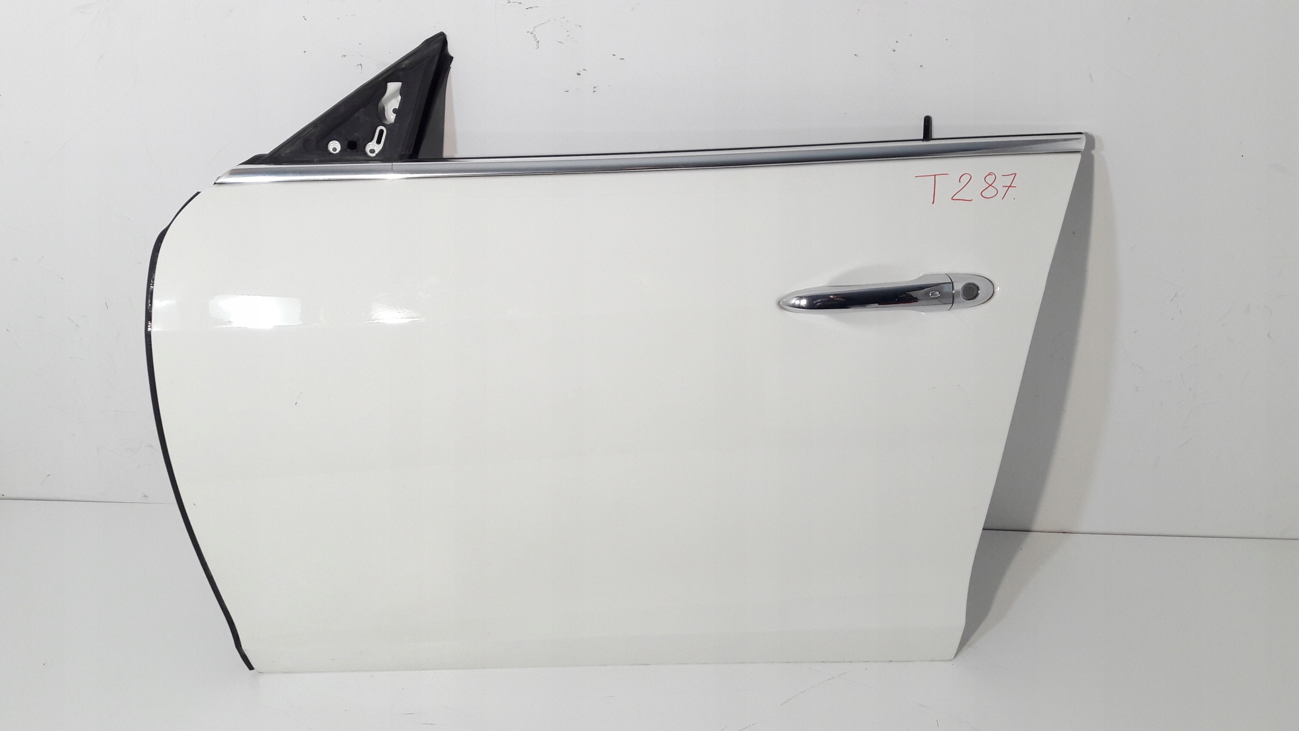 MASERATI GHIBLI door left front (T287)
