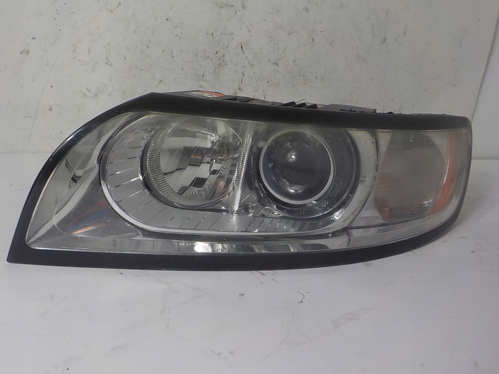 VOLVO V50 XENON LIFT light left front front UK 31265711 LH