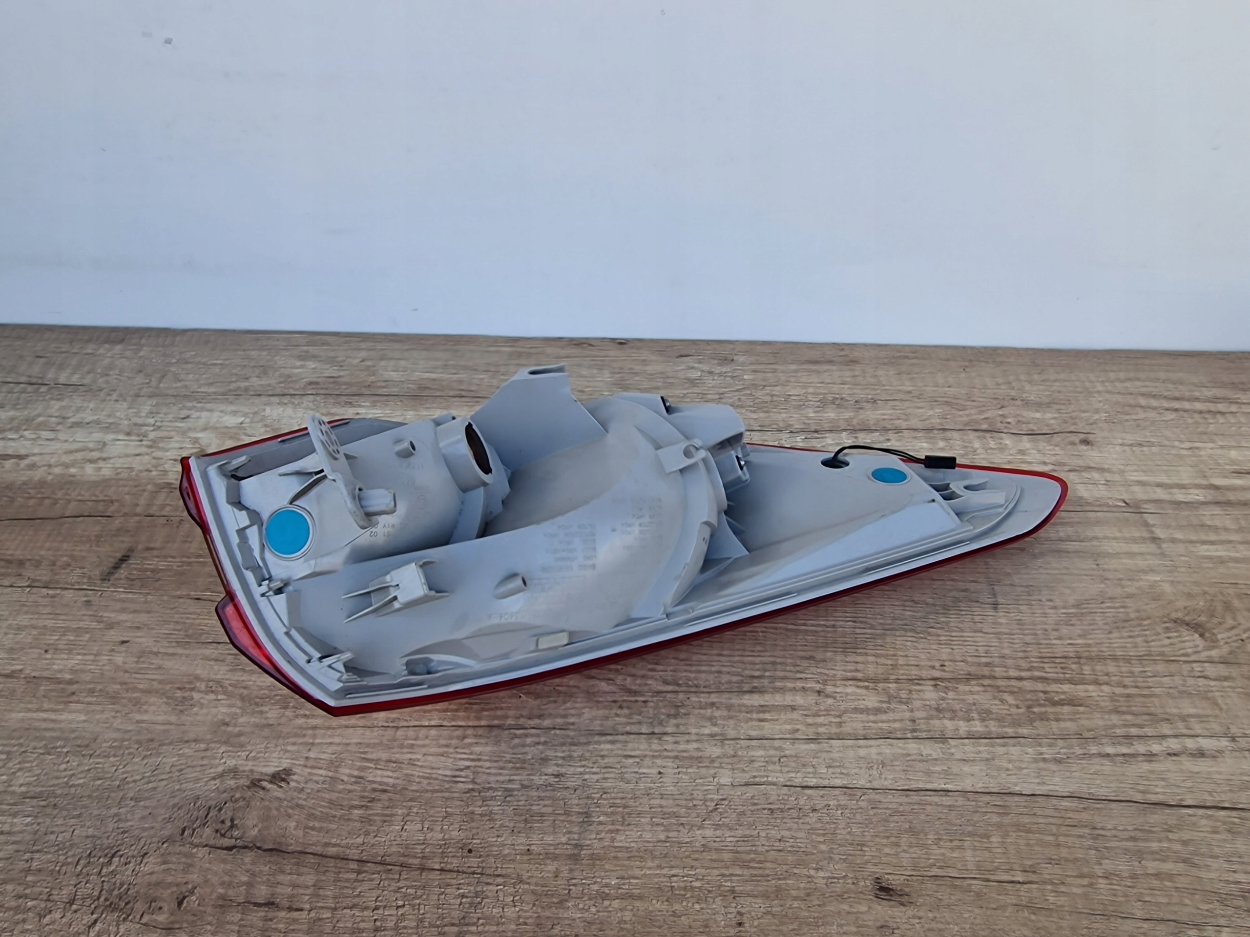FORD FOCUS MK4 sedan right light rear part W fender LED