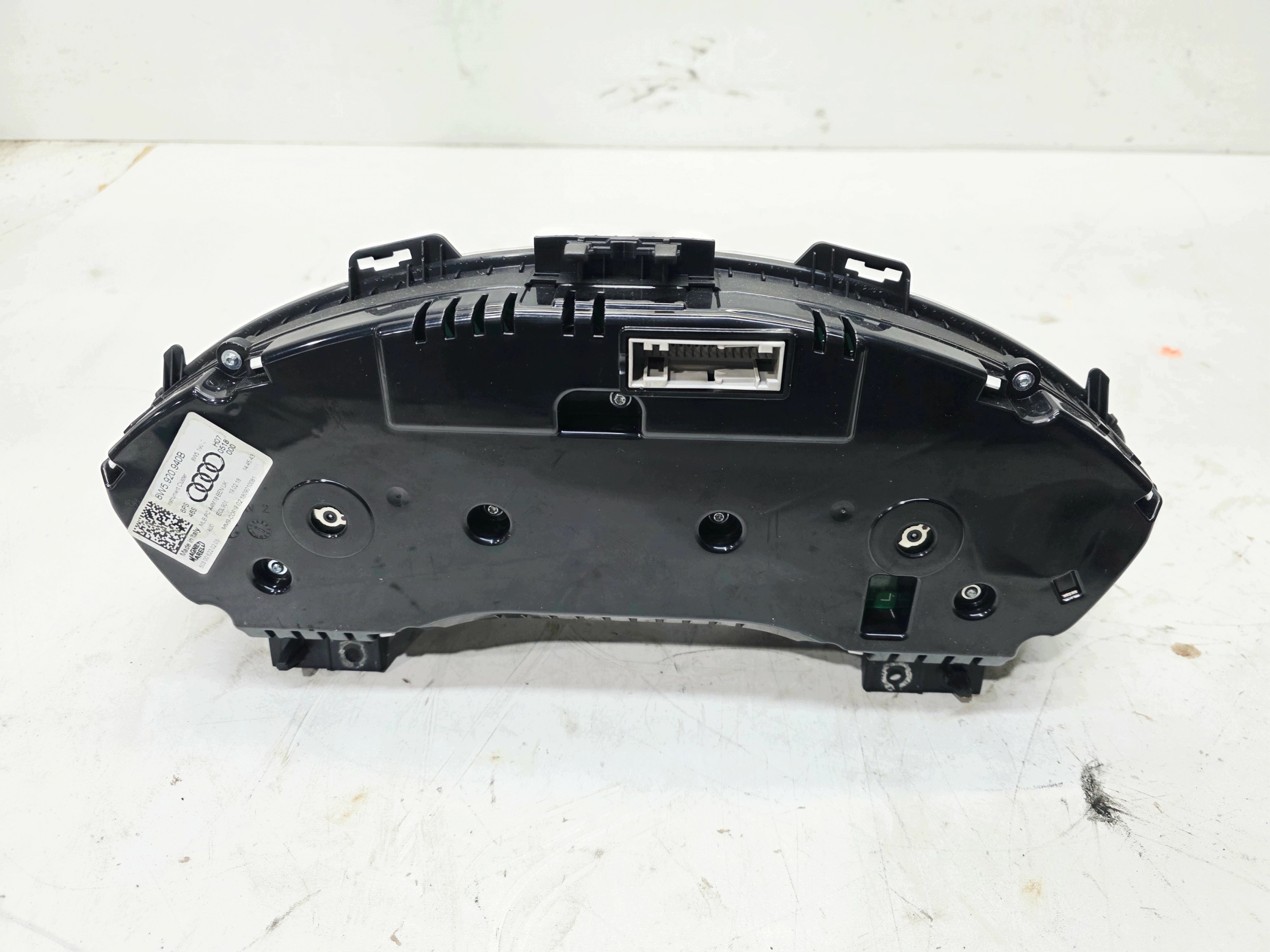budíky budiky display AUDI A4 B9 A5 1.4 TFSI 8W5920940B