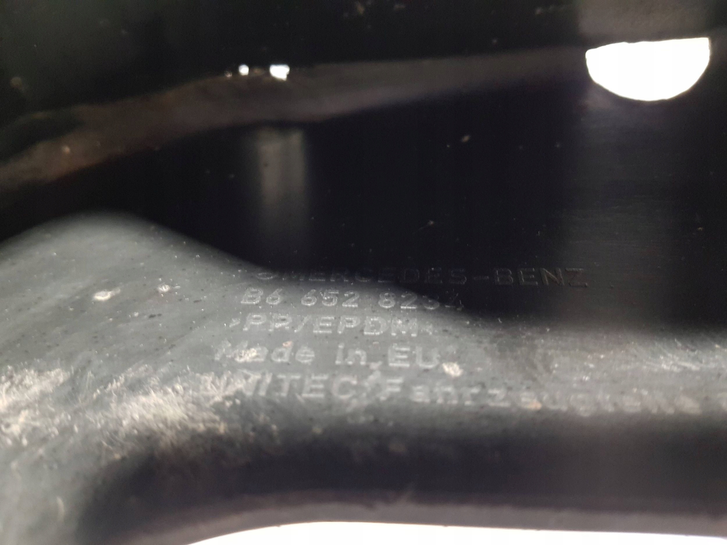 mudguard flap front front right Mercedes R W251 B66528234