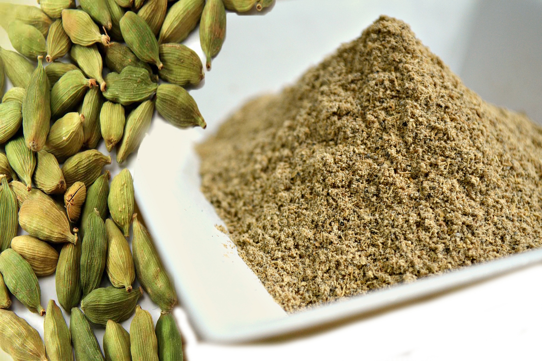 Levně mletý aromatický kardamom 1 kg je nejlepší!