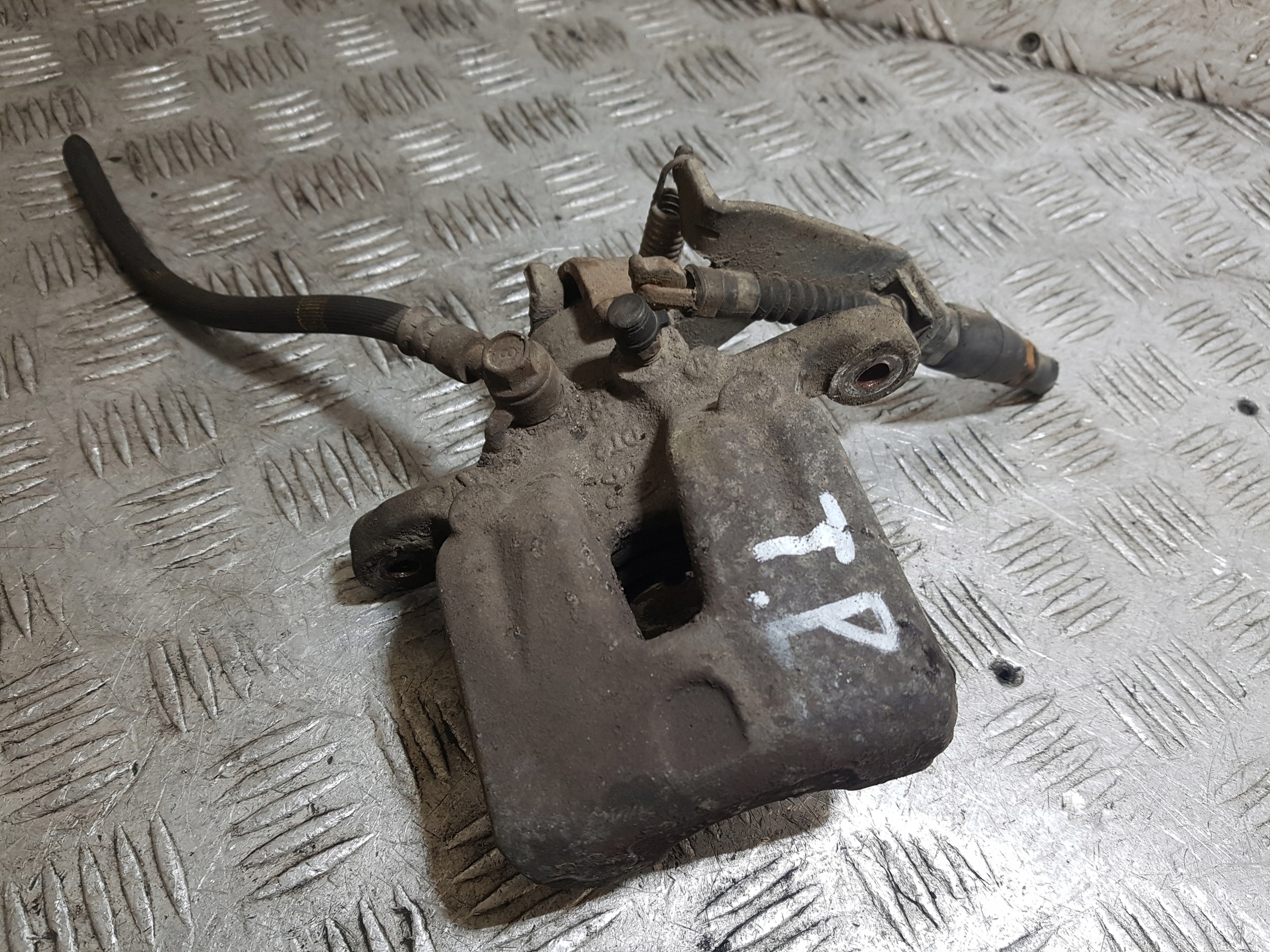 caliper brake right rear part rear HYUNDAI I30 II