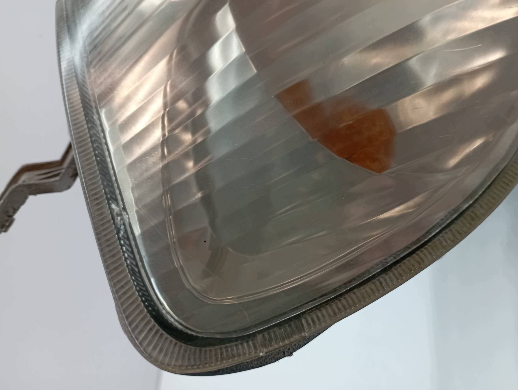 light front right KOMBI E12 Toyota Corolla IX (2000-2006)