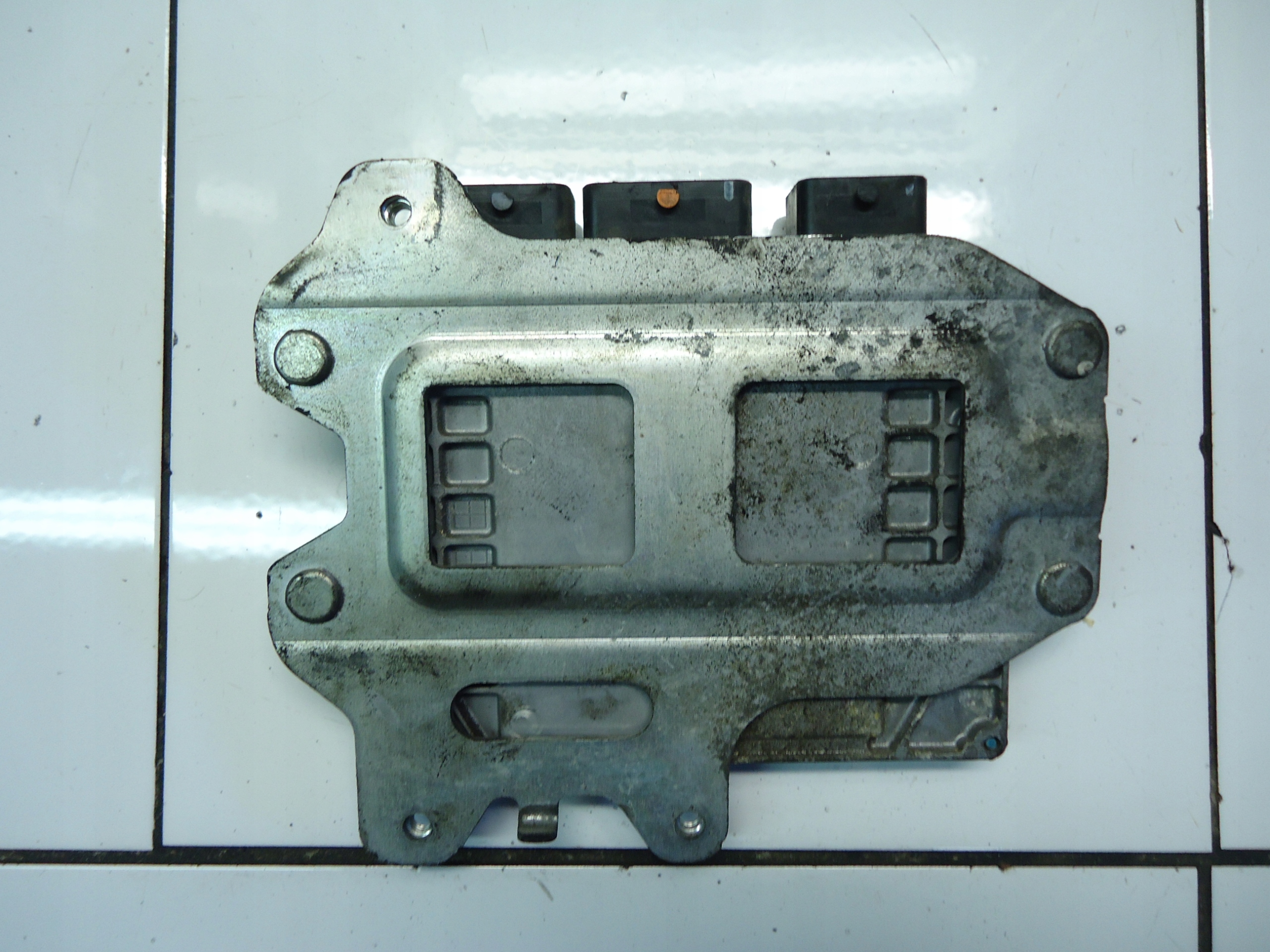 NISSAN QASHQAI 2.0 16V MR20 computer MEC93-390