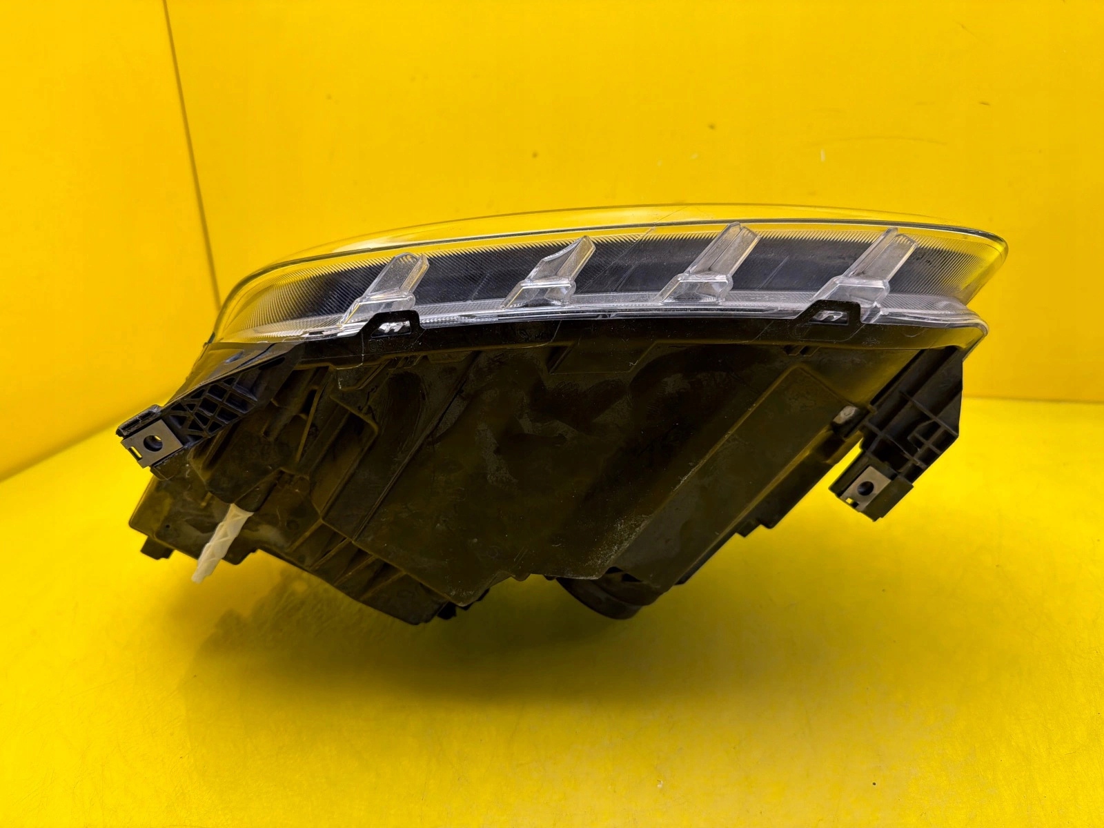 light right Dacia Duster II 21- Lift Full Led 260106194R