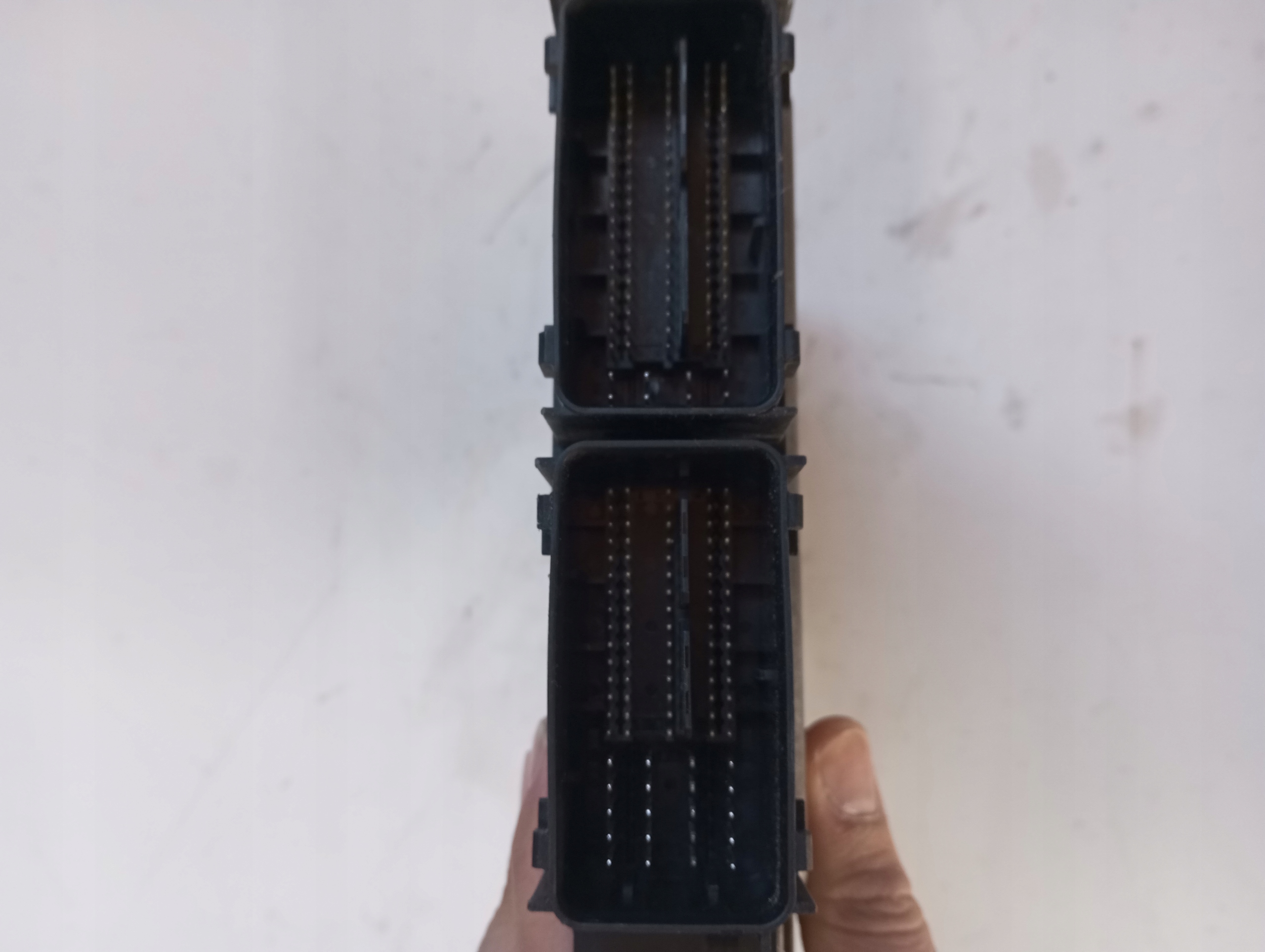 control unit computer of the engine VOLVO XC40 32242005