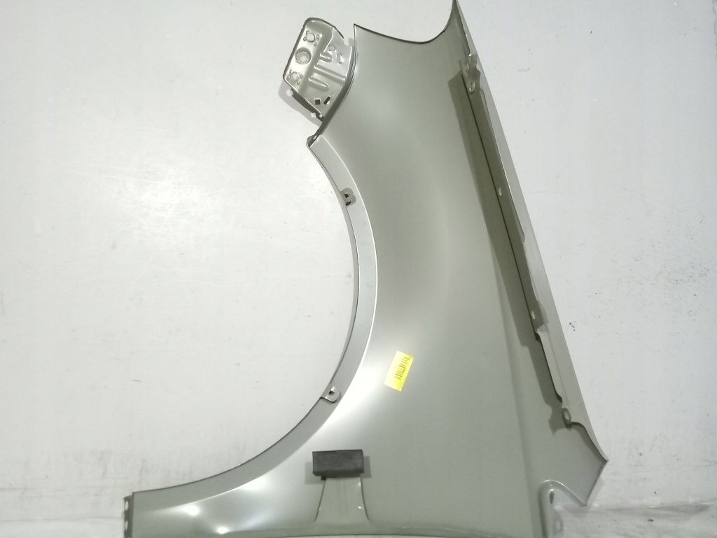 VW Polo 9N lift parafango Destra
