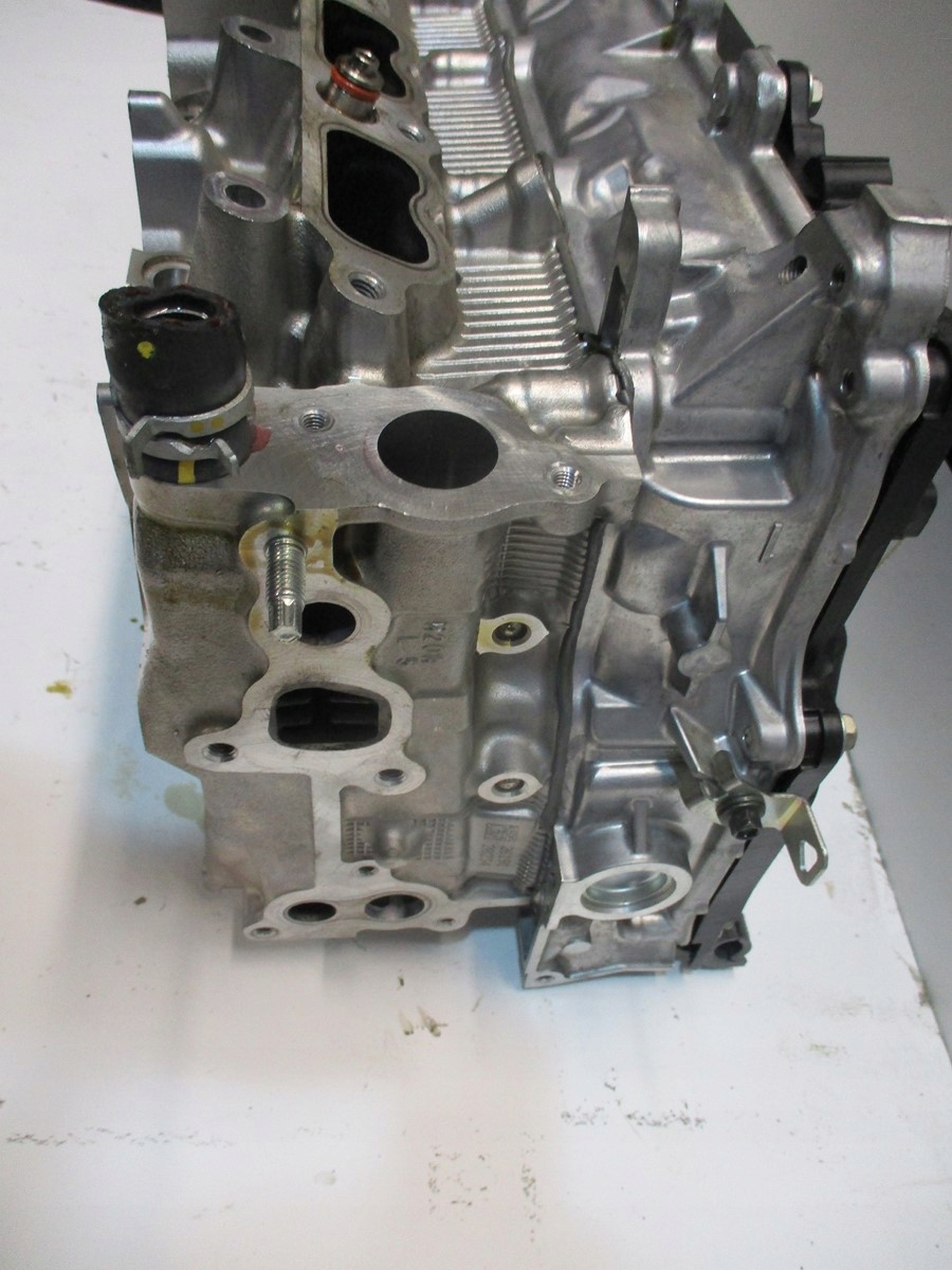 Głowica LEXUS UX UX250 1,8HYB Producent części Lexus OE