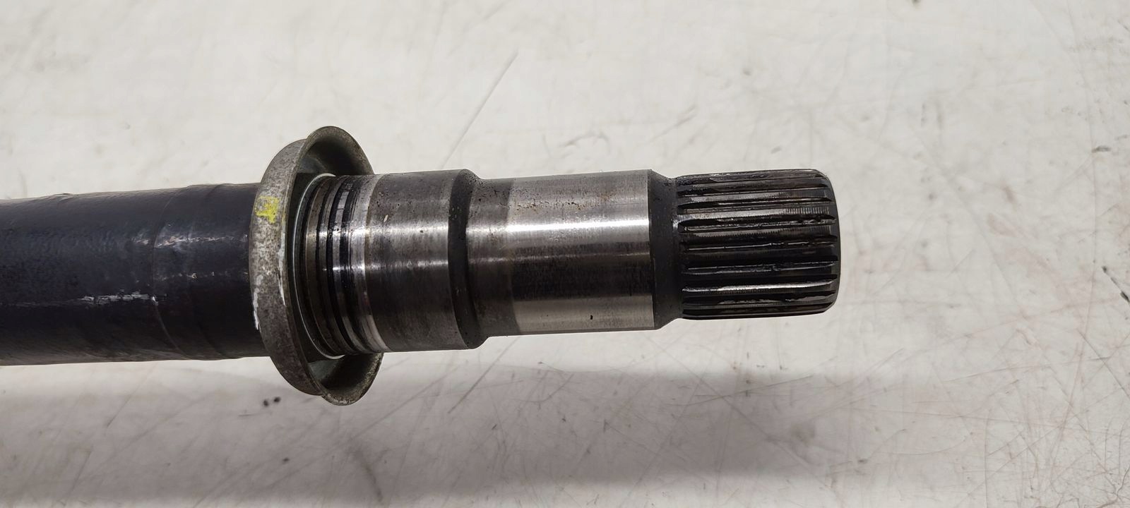 semi-axis right long Toyota Avensis T27 2,2 D4D