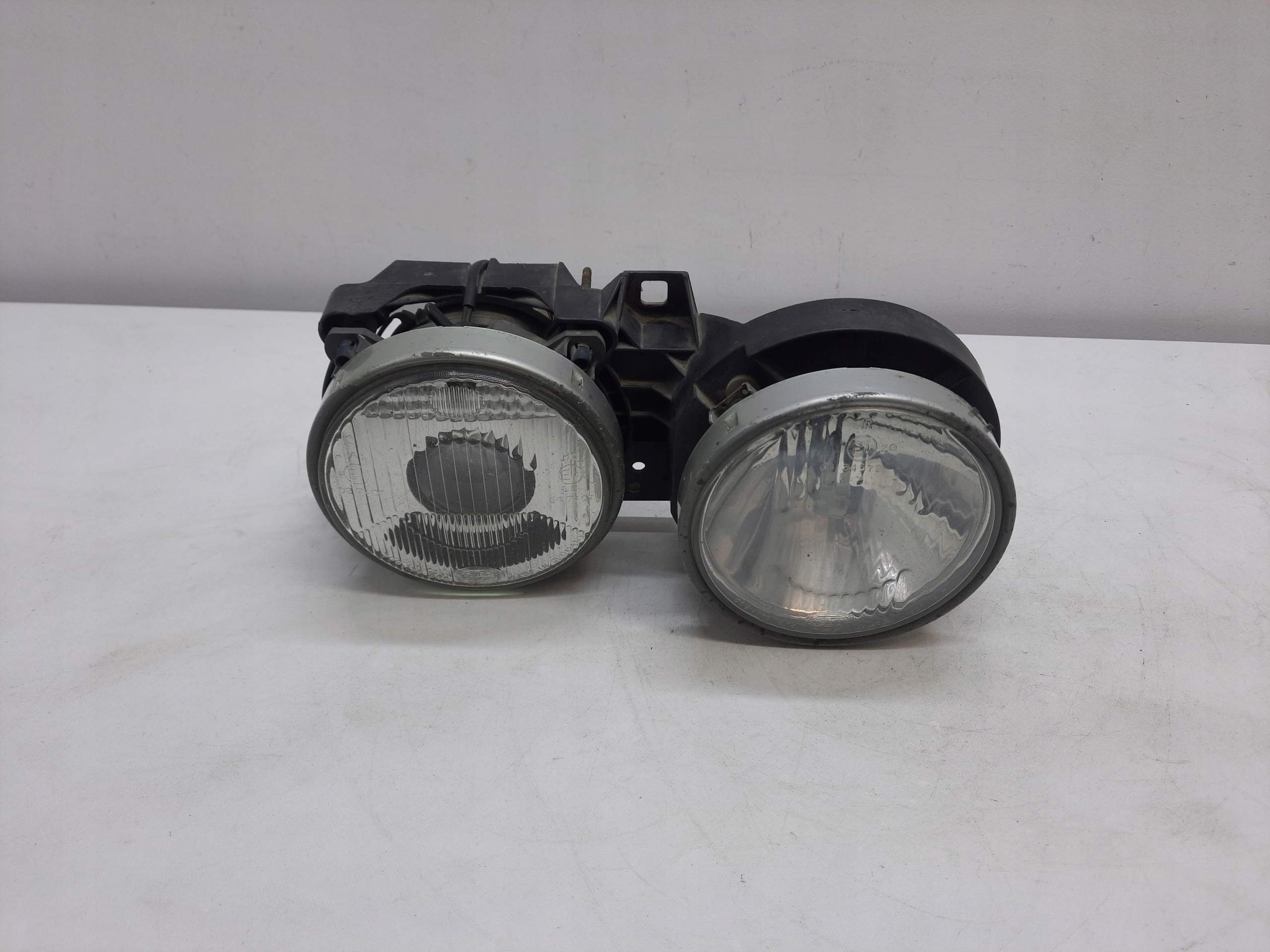 BMW 3 III E30 LIFT HELLA light REFLEKTOR right front original EUROPA