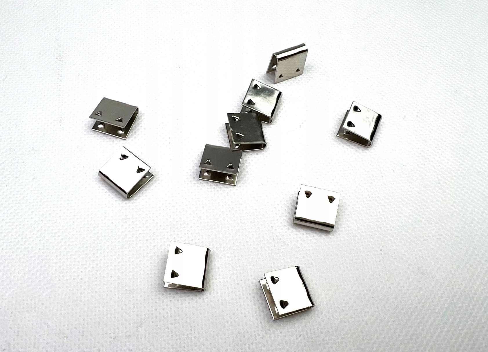 zapinki pokrowca siedzenia 10szt Jawa Cz