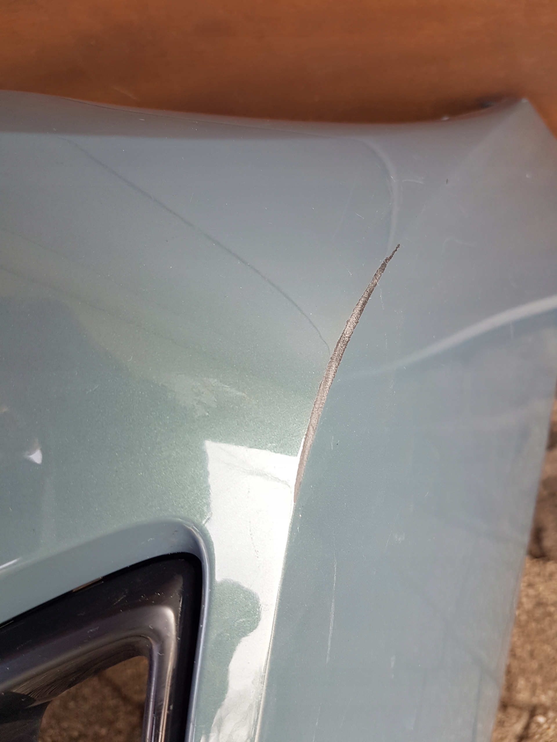 branik prednji BMW i4 G26