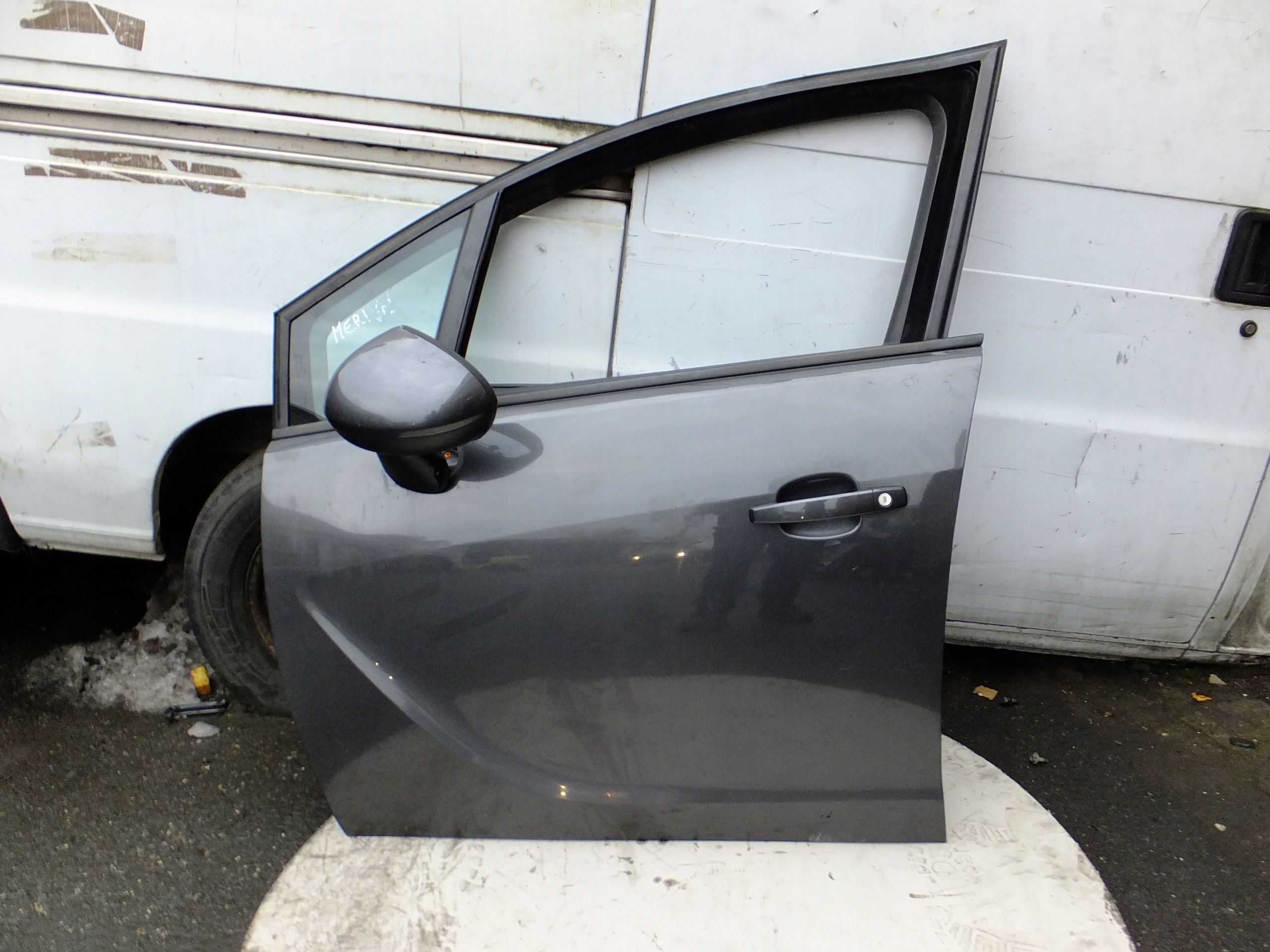 door left front opel meriva B 2011r