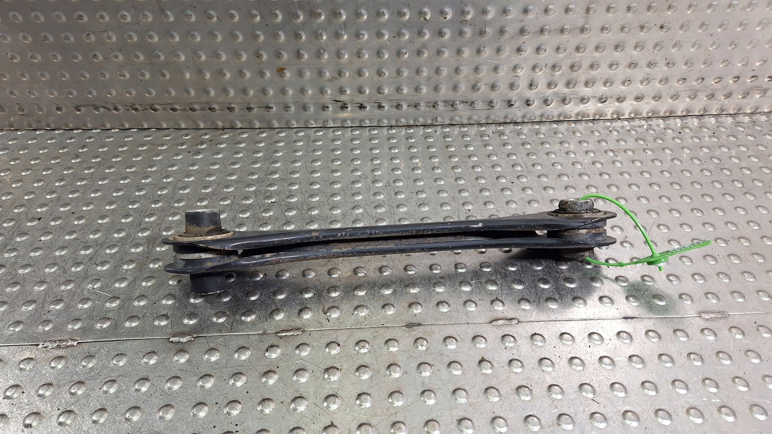 Querlenker rechts links heck 5Q0501529C A3 8V GOLF VII OCTAVIA III LEON III T ROC