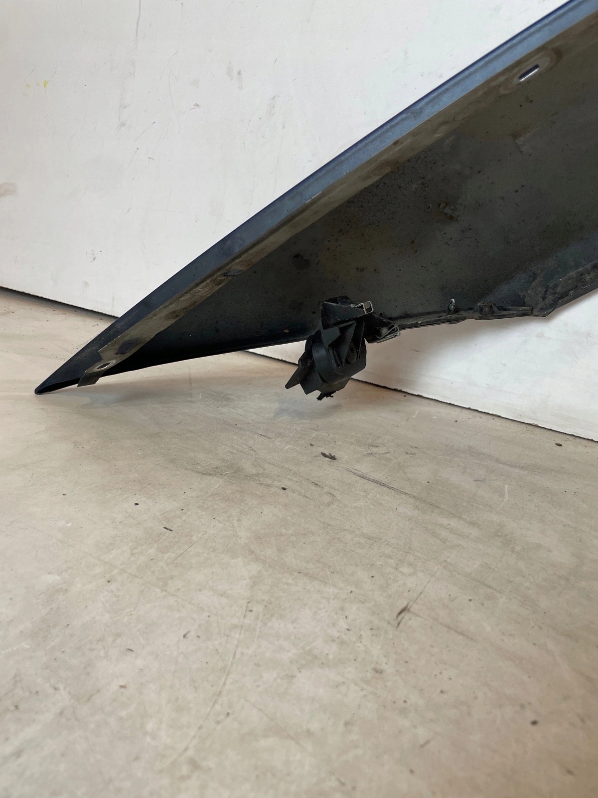 fender front front right BMW 3 E90 E91 LCI Lift Lemans Blau