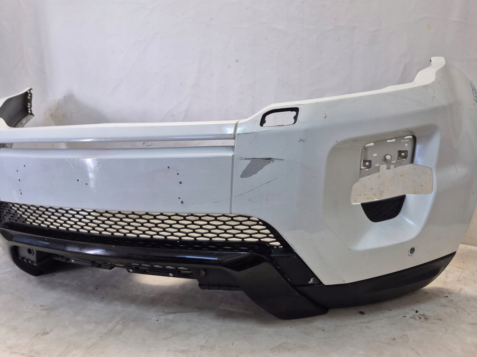 RANGE ROVER EVOQUE and 1 DYNAMIC 11-15 bumper front front washer PDC