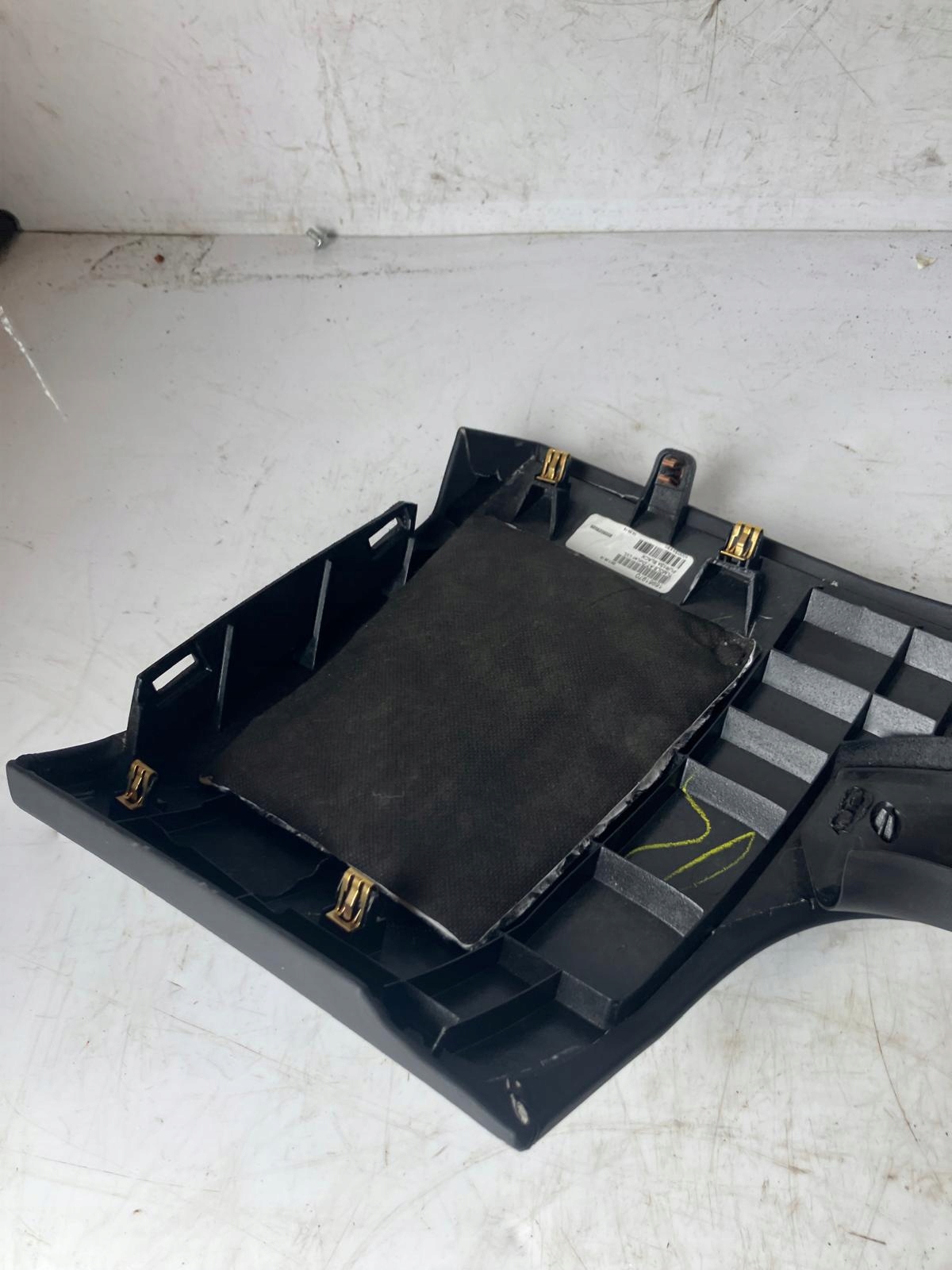 cover below DESKE KONSOLE left TESLA MODEL S leather