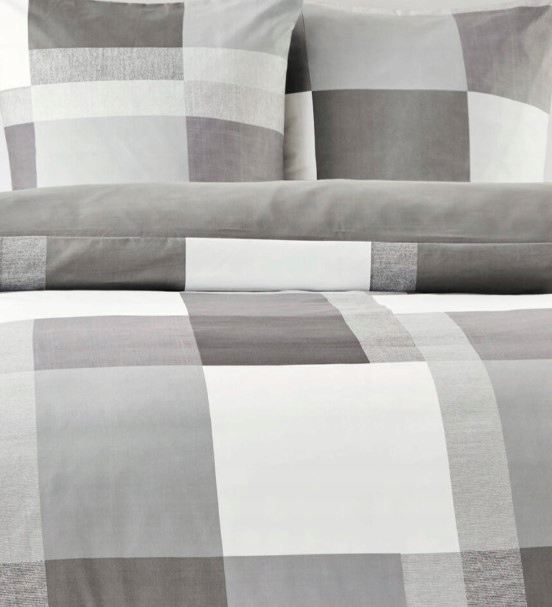 

Pościel satynowa z mikrowłókna Smukee 220 x 200