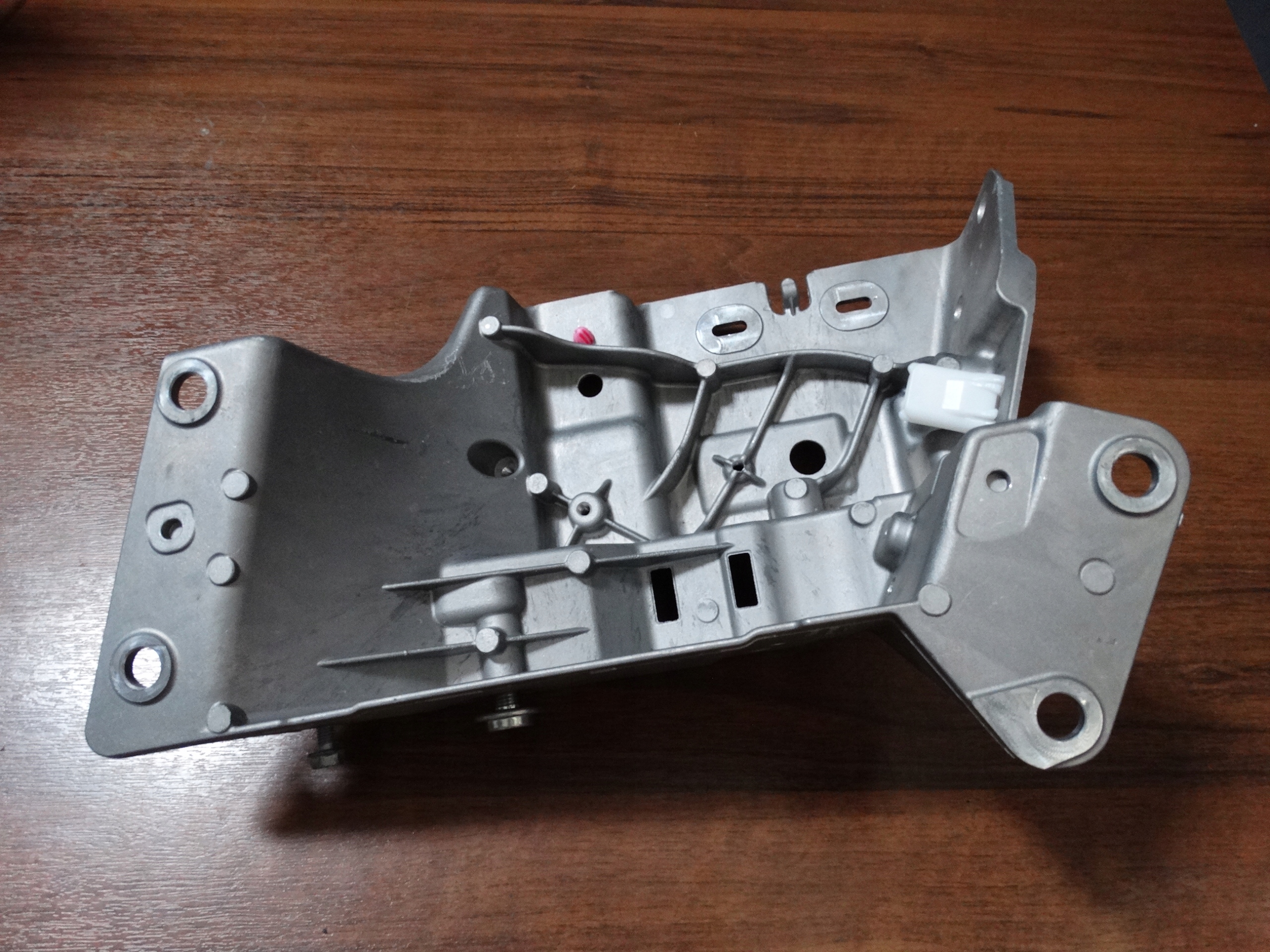 holder supports rear. left MERCEDES W290 X290 1