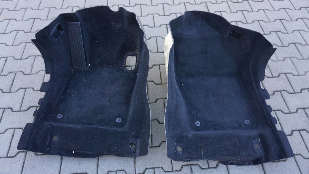VOLVO S60 V60 II - KOBERCE koberec pravý spolujezdce