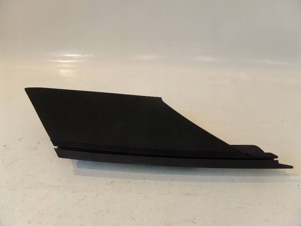 1KL53DX9AC - CHRYSLER 300C LANCIA THEMA 11 - НАПРАВЛЯЮЩАЯ ДЛЯ ЖАЛЮЗИ