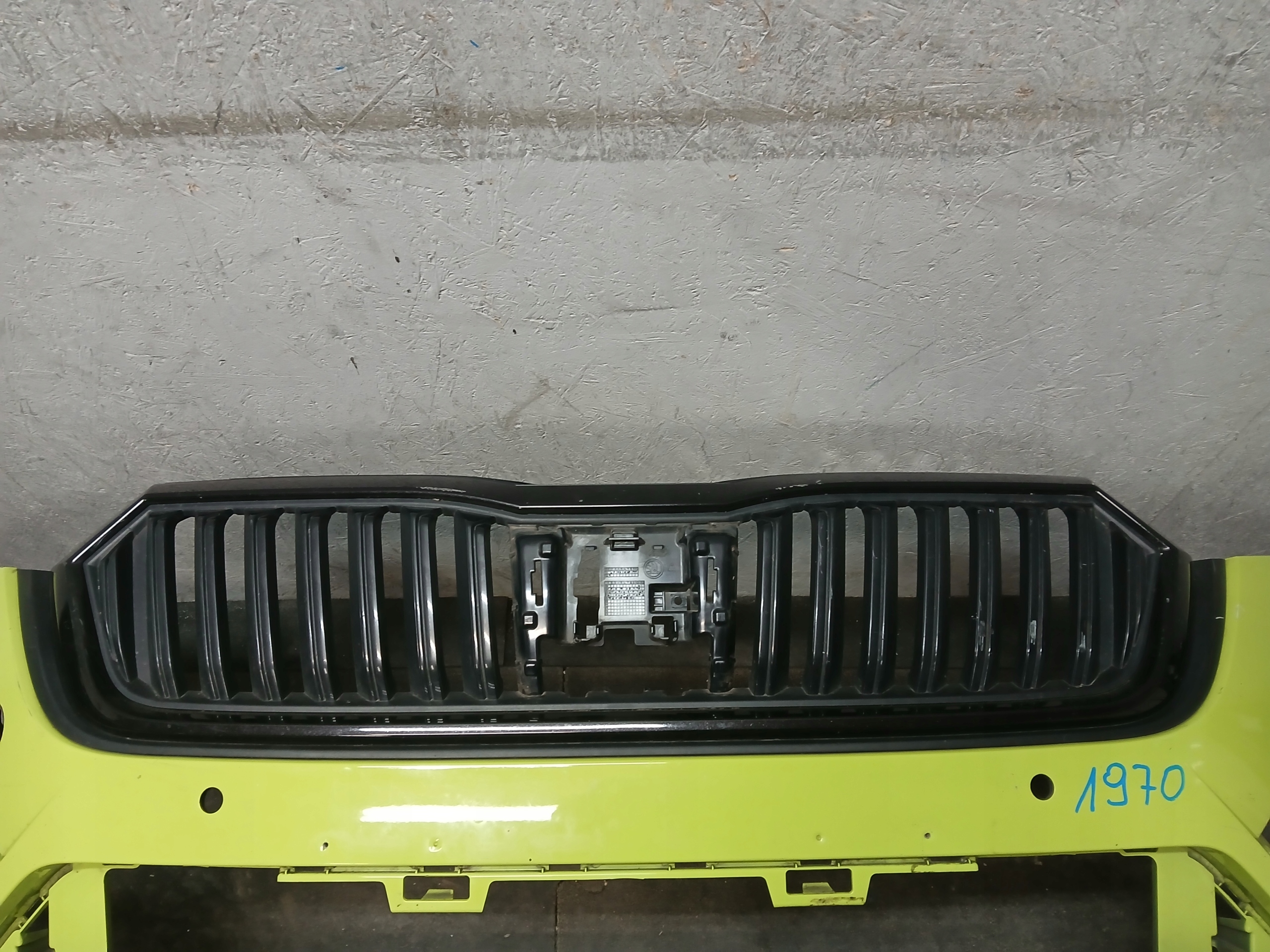 bumper front SKODA OCTAVIA IV 4 RS