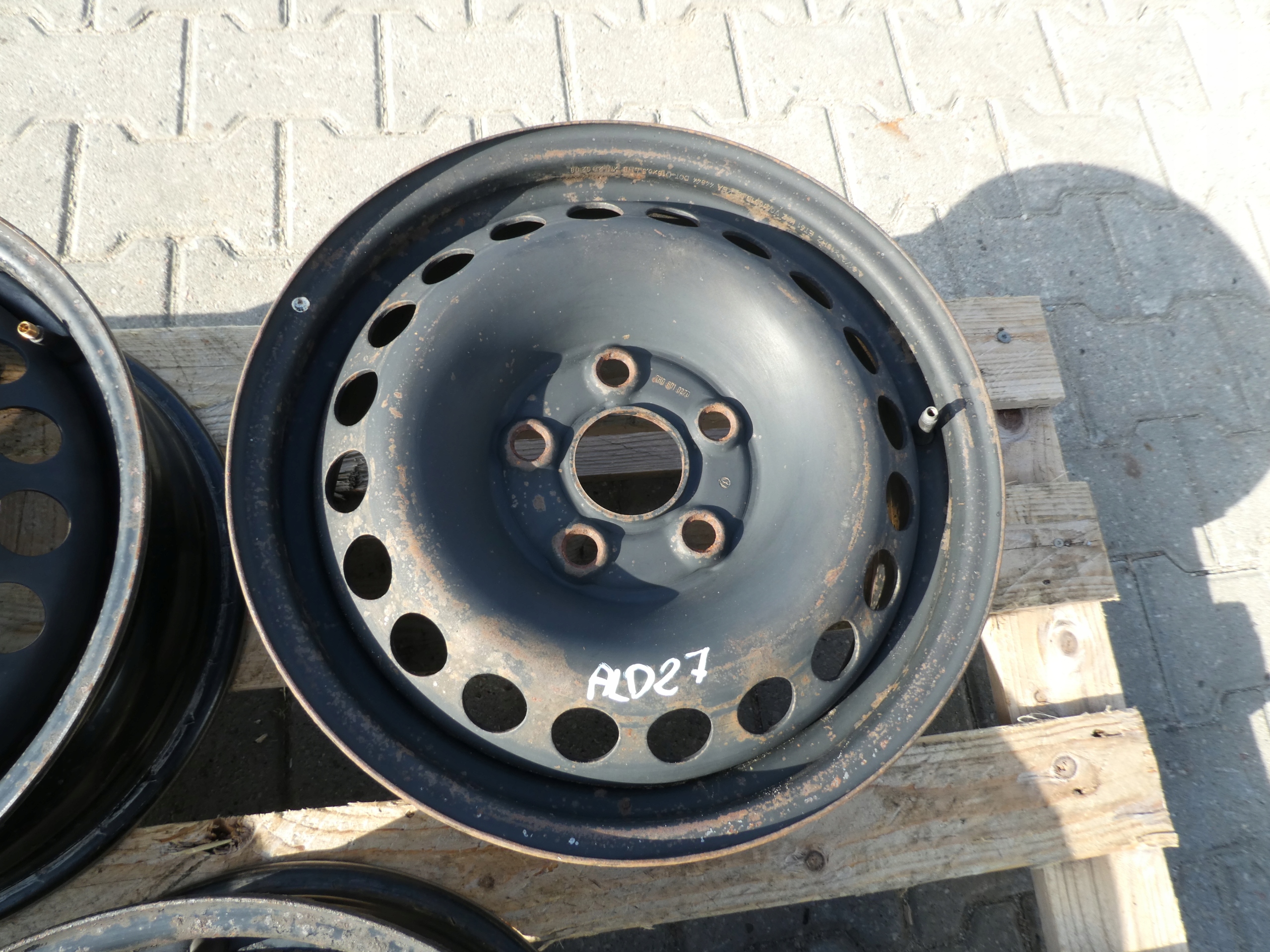 VW T5 CERCHI Ferro 7H0601027D 6.5JX16 ET51