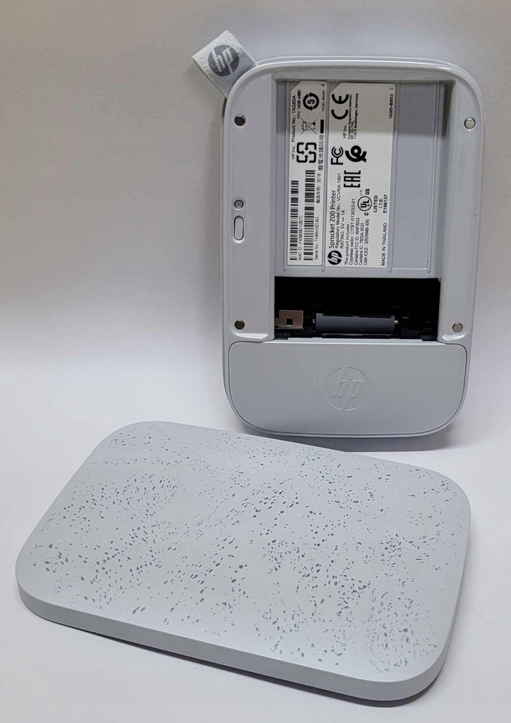 HP SPROCKET 200 PRZENOŚNA DRUKARKA FOTOGRAFICZNA VCVRA-1801 Kod producenta HPISPPR