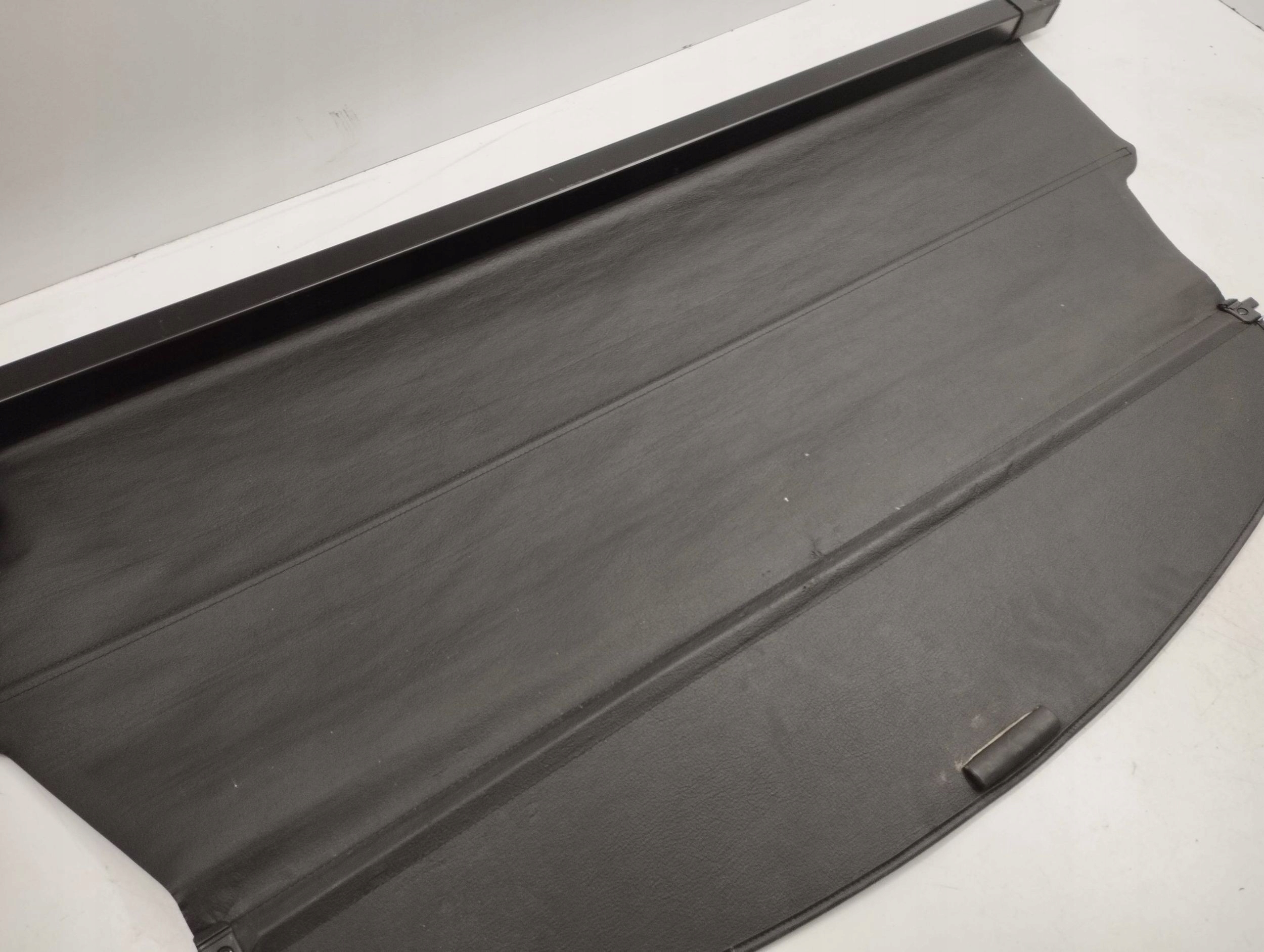 mazda 2011 ролета багажника