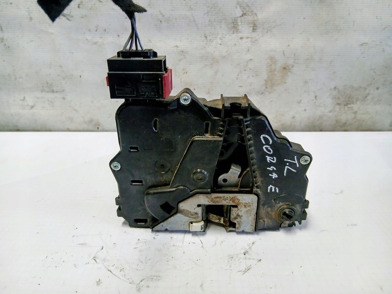 lock door left rear part Opel Corsa E 13431842