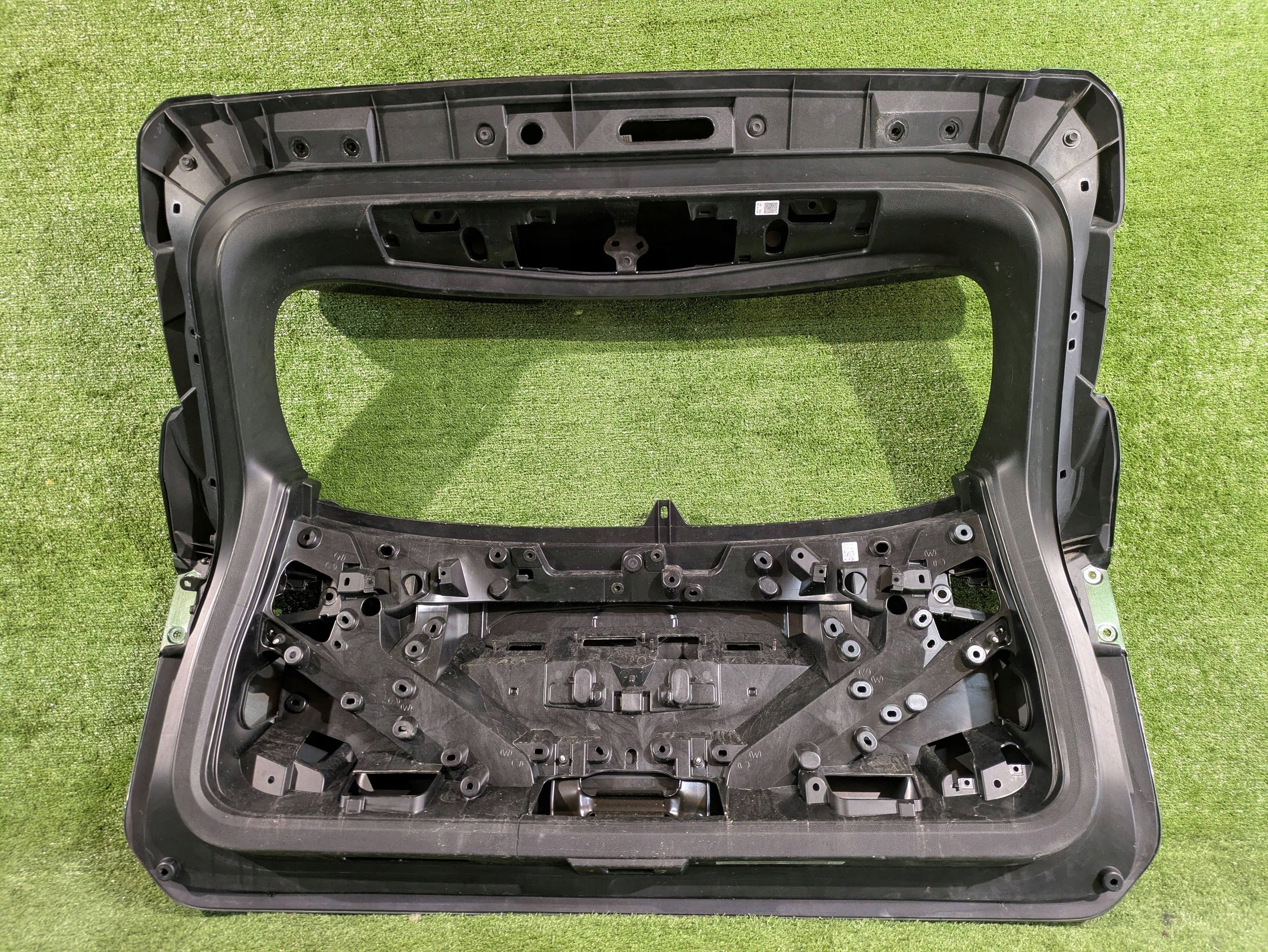 boot doors rear part boot TOYOTA HIGHLANDER IV 19- NR.205