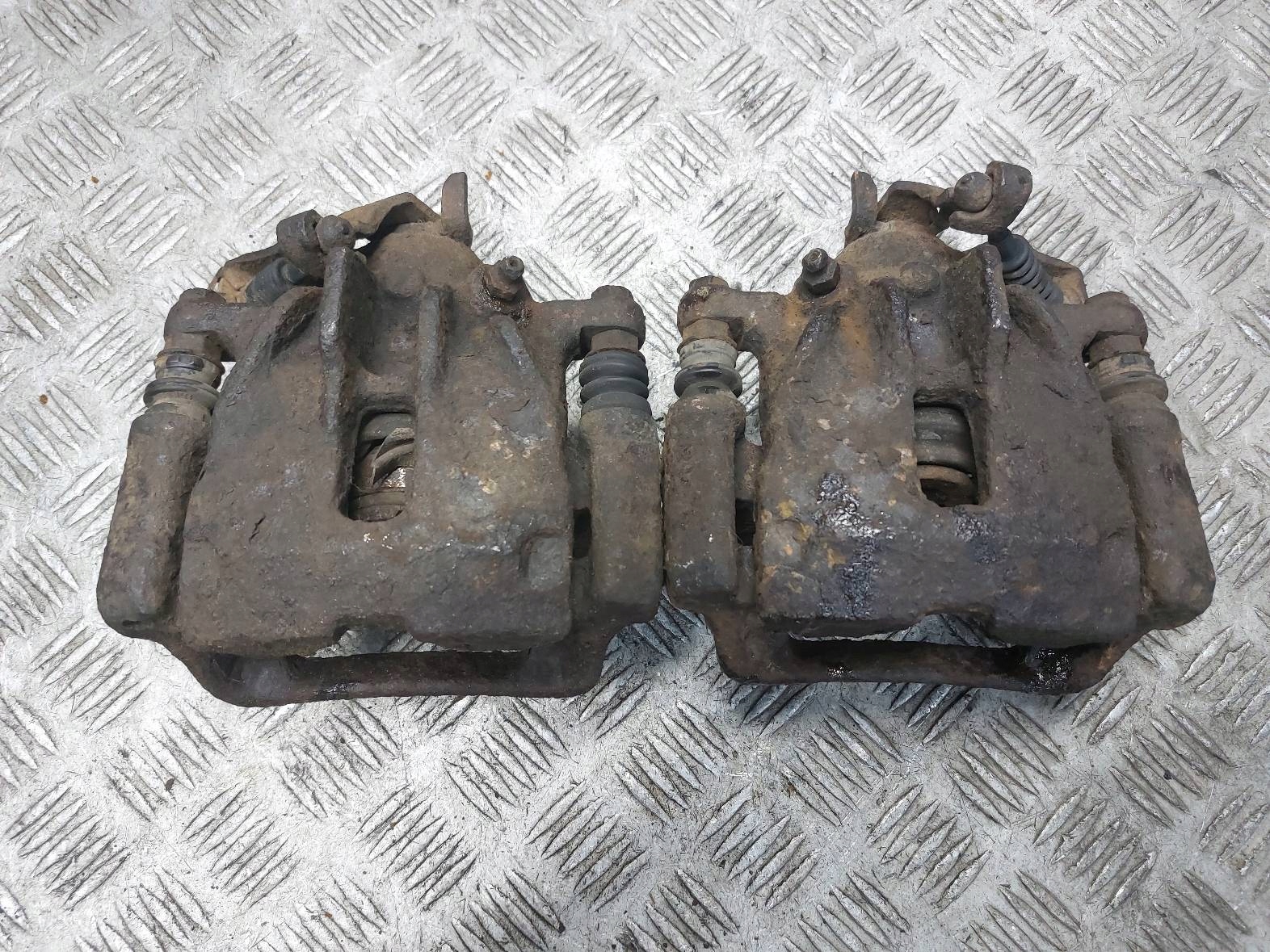 Гальмівний супорт лівий + правий задній TRANSPORTER T4