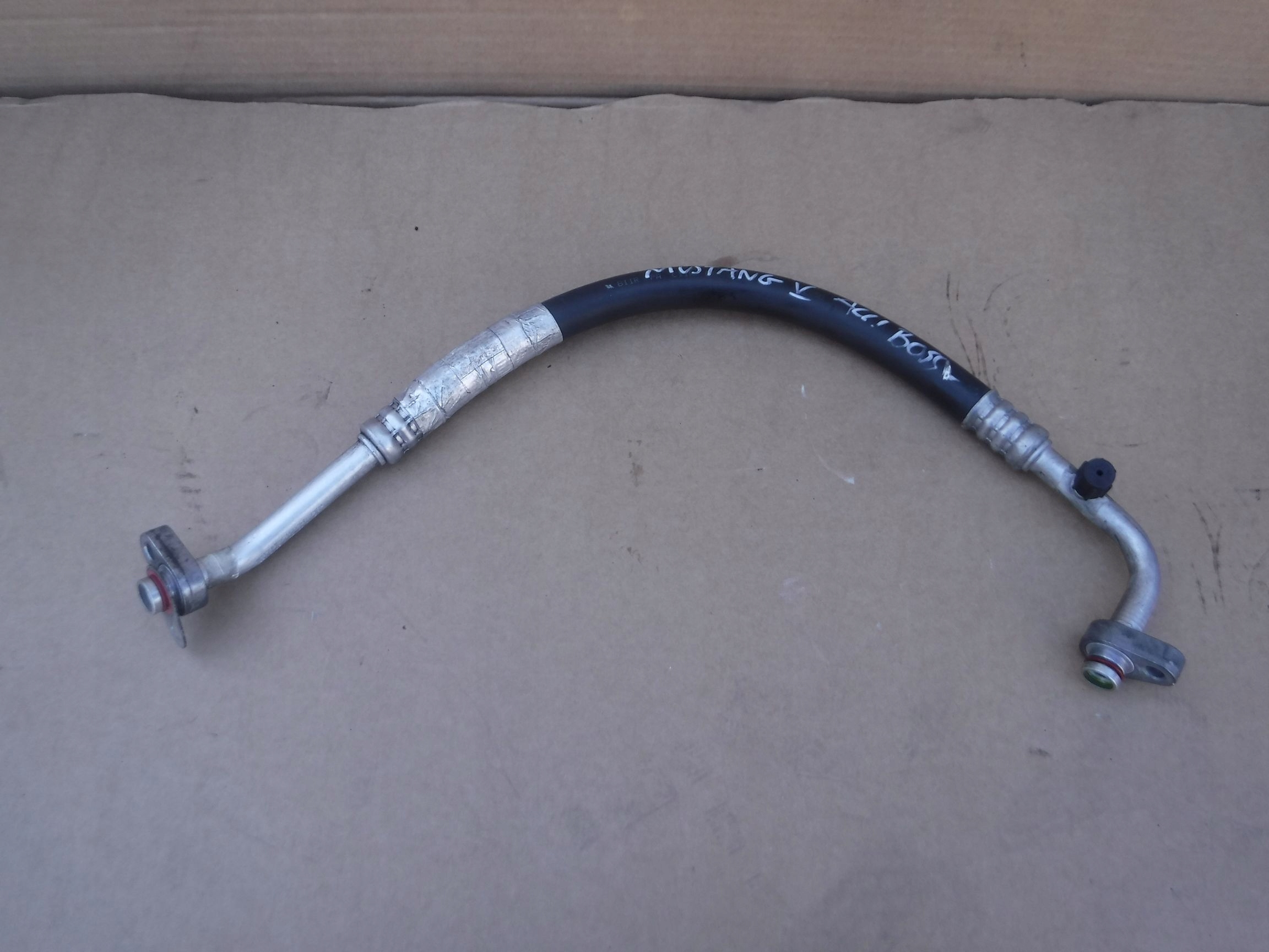 Провод кондиционера FORD MUSTANG 5.0 V8 10-14'