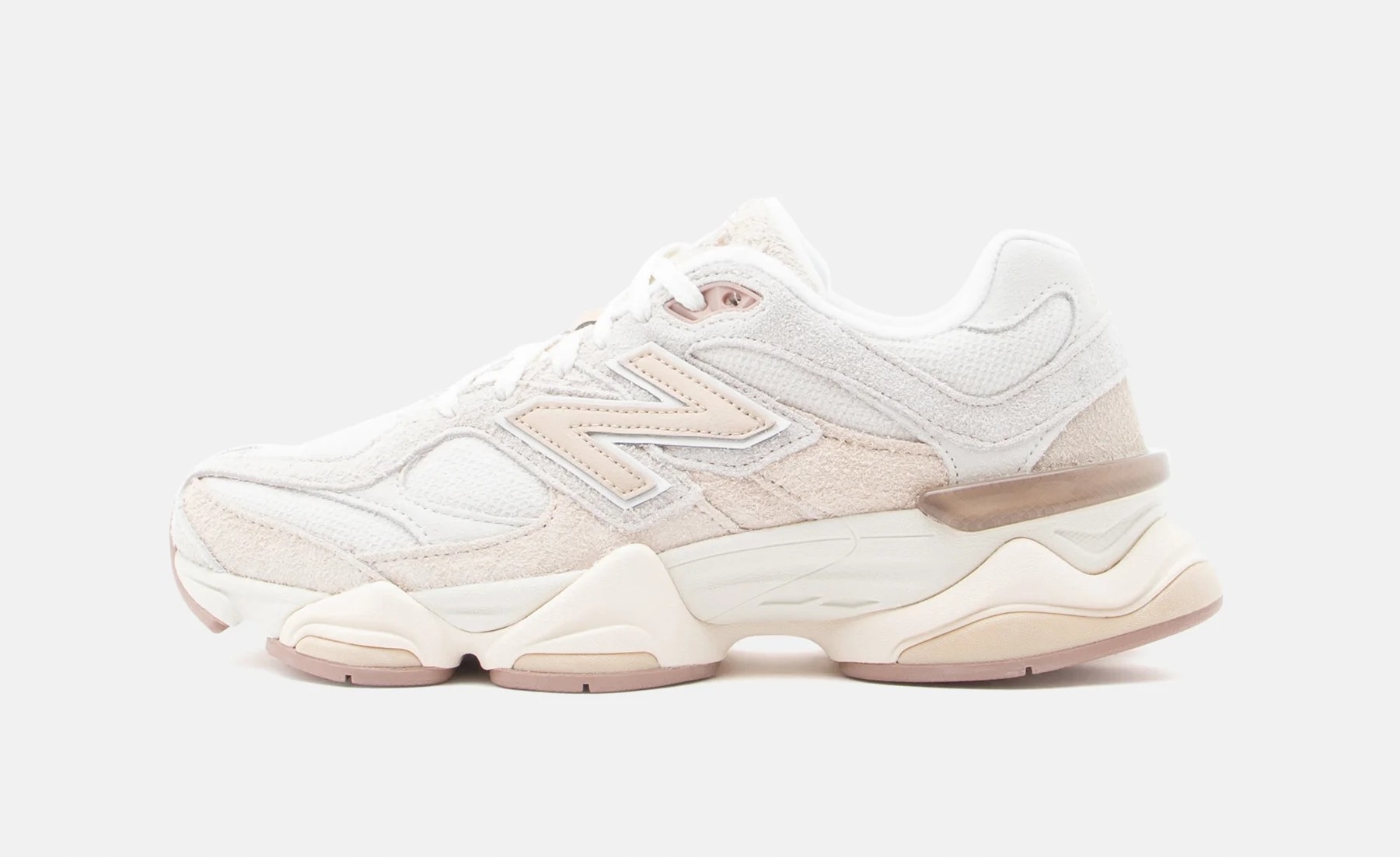 Buty damskie New Balance 9060 Bisque Salt salt 40 Eu /7 Us (U9060CCB)