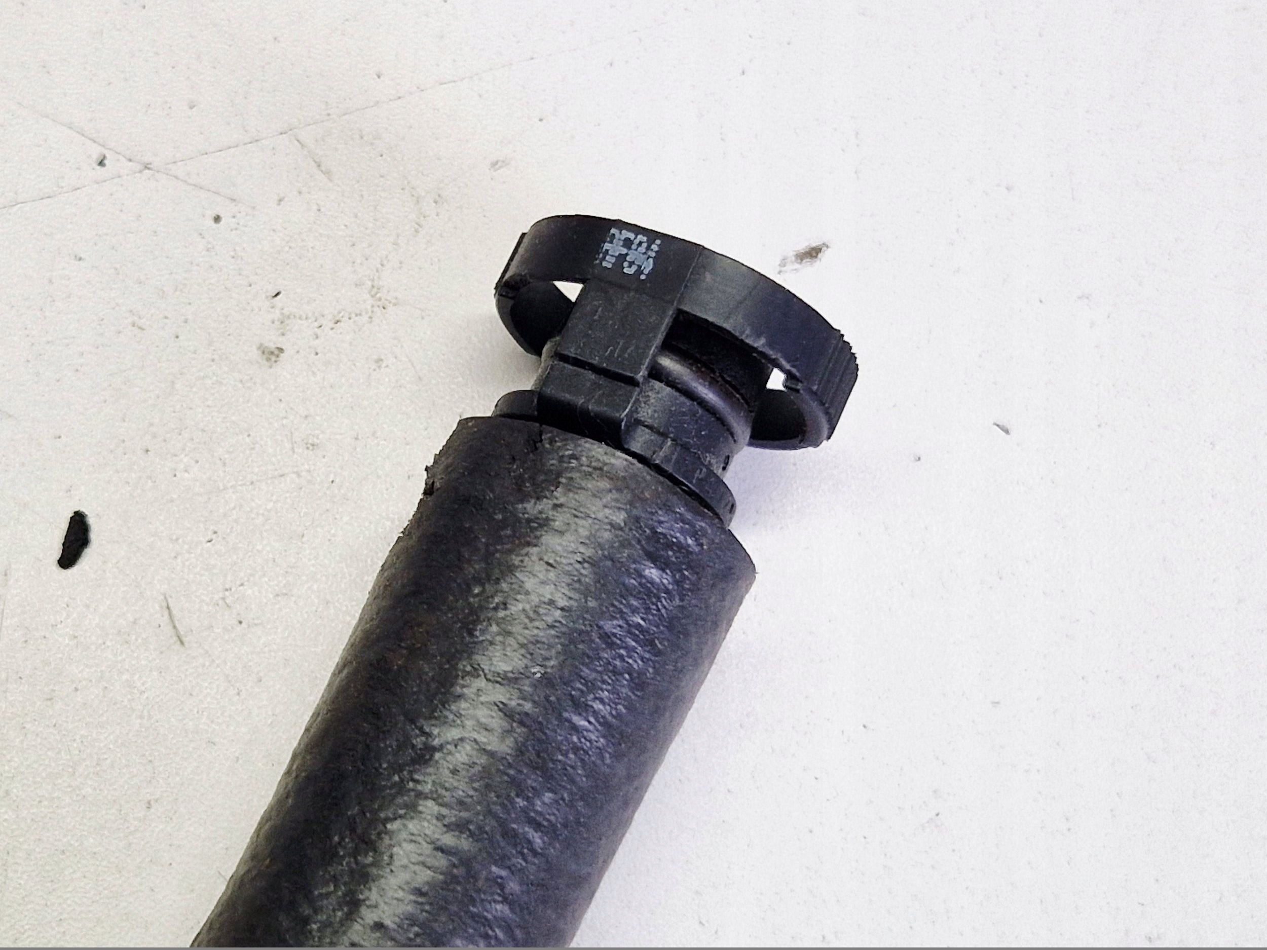 cijevčica prijenos ODMY BMW 1 E81 E87 7526645 1.6 benzin