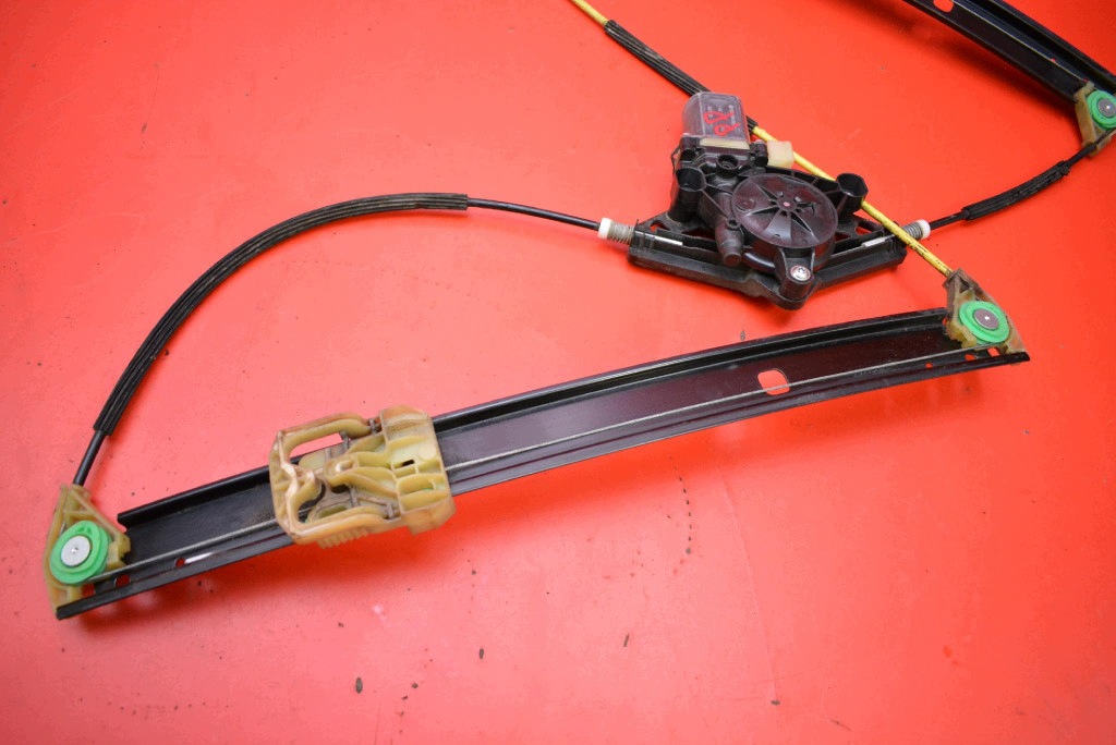 window regulator right front EU 5E0837462 SKODA OCTAVIA 3 III 13-17