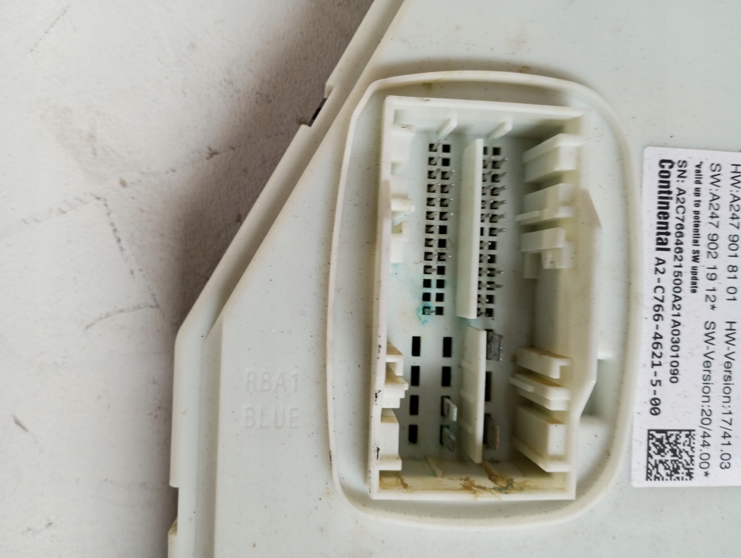 module unité de commande électronique uce KOMFORTU MERCEDES W247 A2479009015