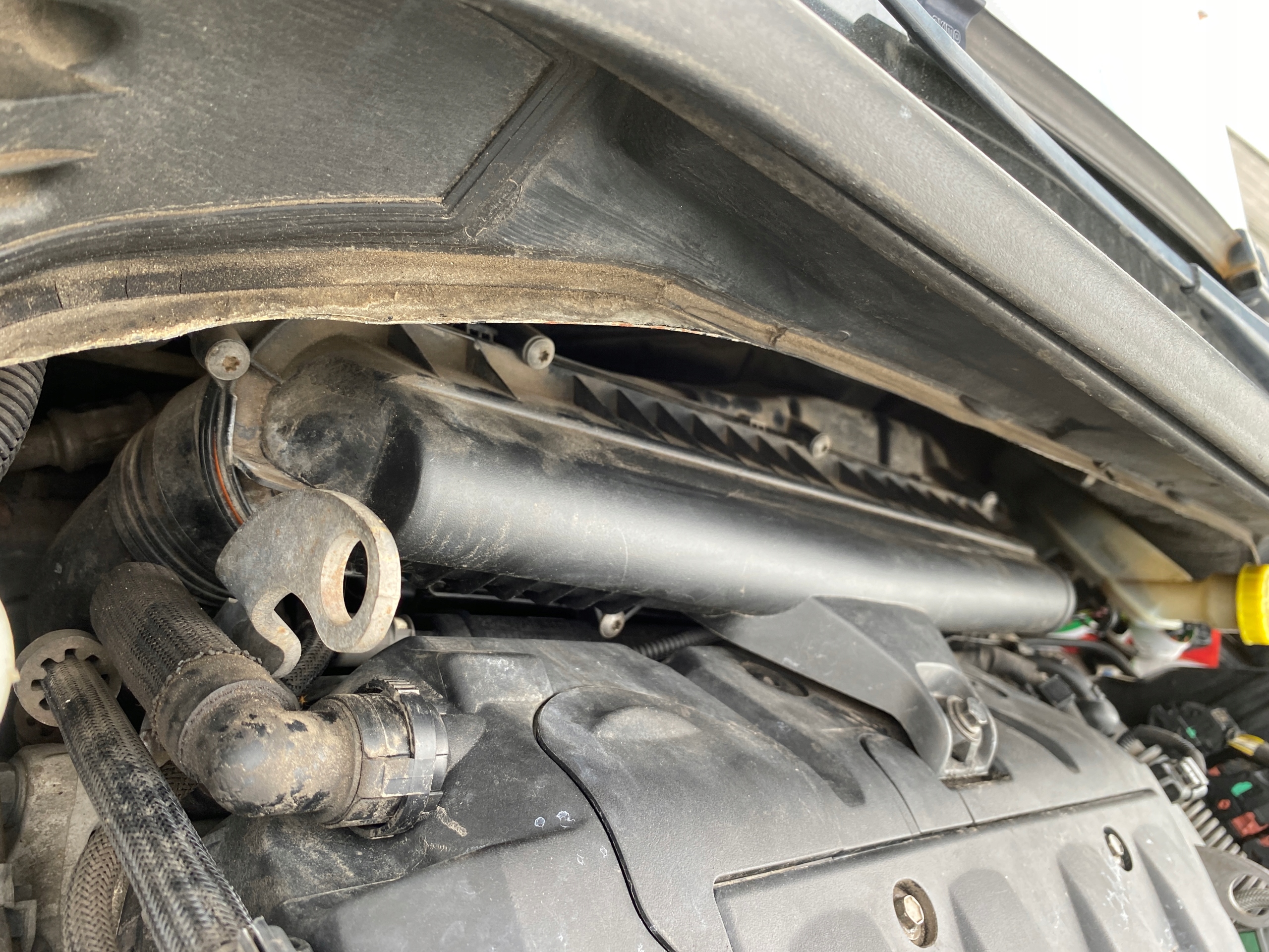 Gehäuse filter luft Peugeot 207 SW 06-13 1.6 16V