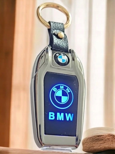 BMW ZAPALNICZKA ŻAROWA ELEGANCKI BRELOK DO KLUCZY LOGO LED ETUI KOKARDKA Stan opakowania oryginalne