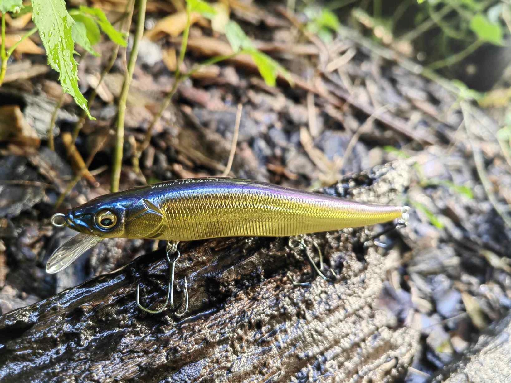 Japonský Wobler Megabass Vision Oneten 11 cm 14 g, pomalu plovoucí #041