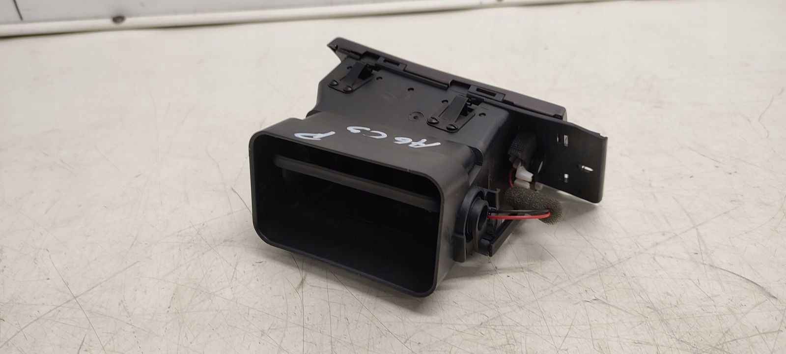 Kratki grid air conditioning devices Audi A6 C5 1,8T