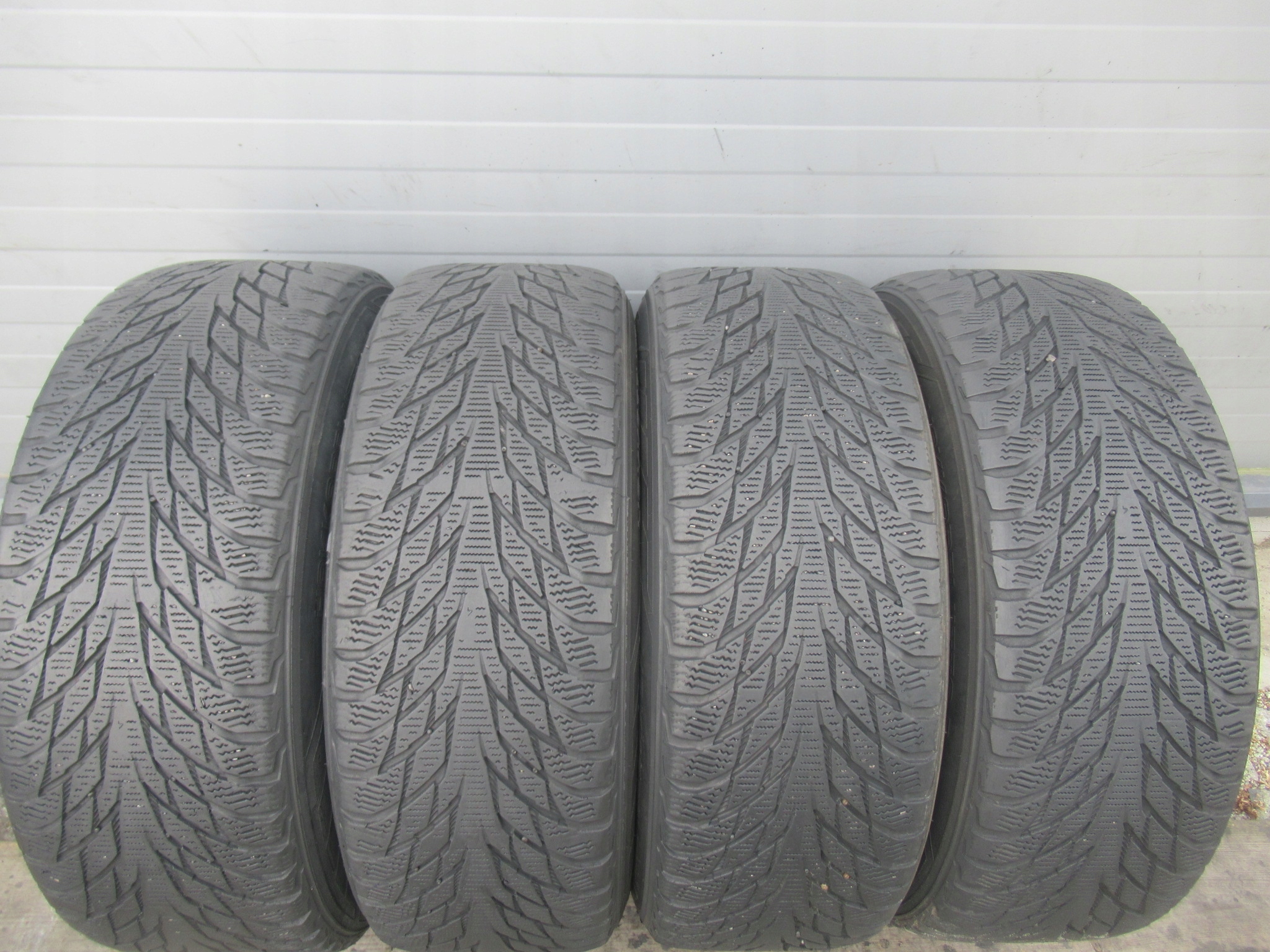 ALU+ZIMA VOLVO V70,S80,S-MAX,MONDEO MK5,GALAXY 2 Rodzaj opon Zimowe