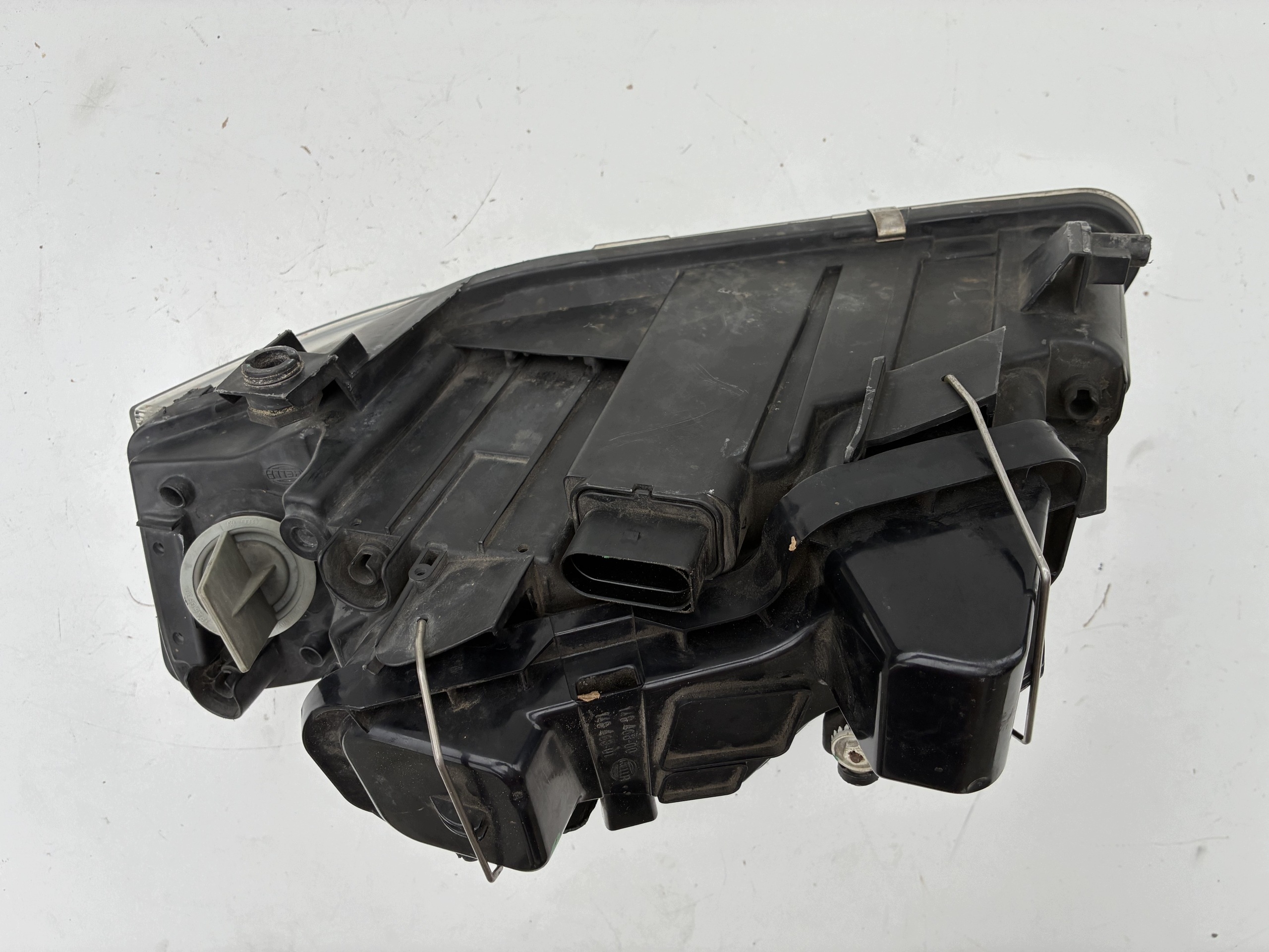Reflektor light front front right Audi A4 B5 Lift 99-01r. ==OEM== Europa