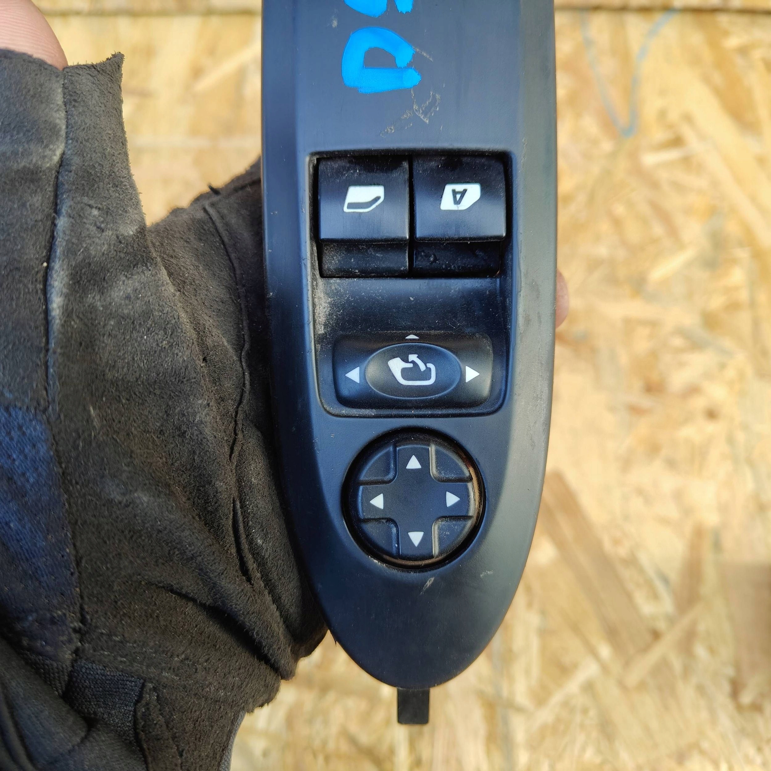 window control switch Citroen DS3 98012509XT