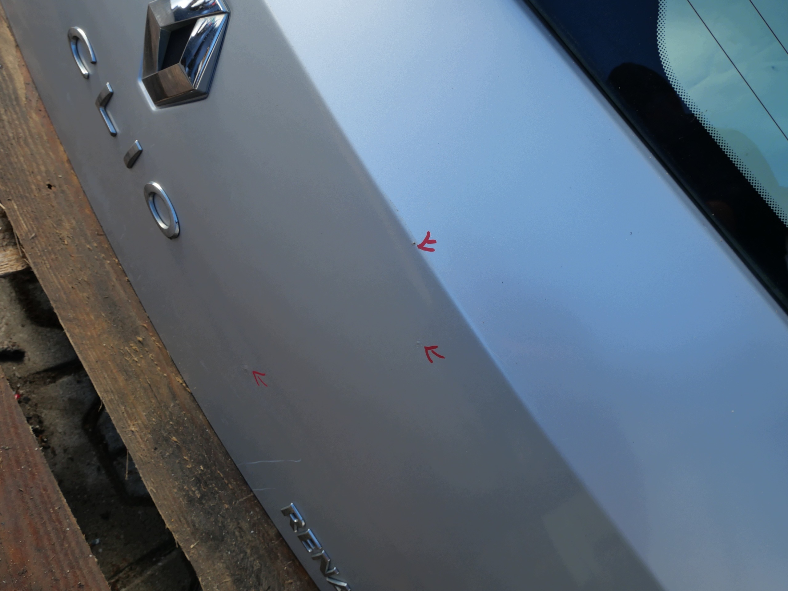 rear trunk door RENAULT CLIO III