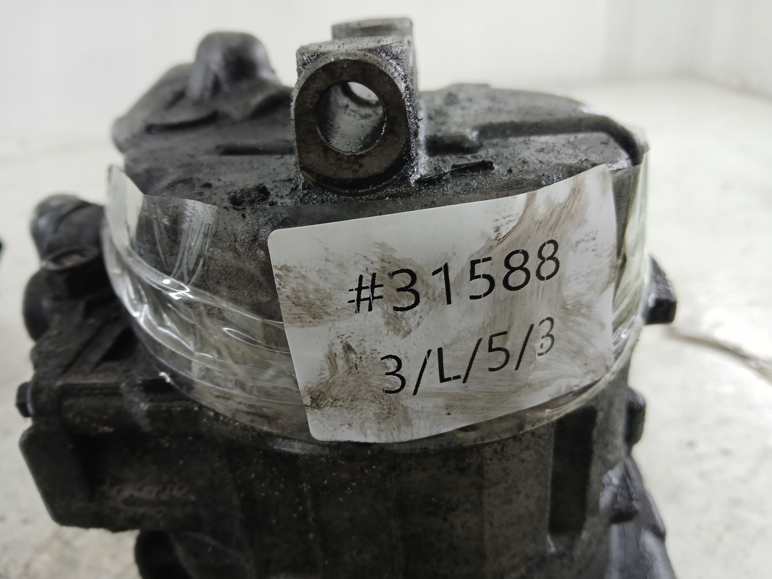 VW PASSAT B5 AUDI A6 C5 compressor compressor; of the air conditioning 8D0260805J