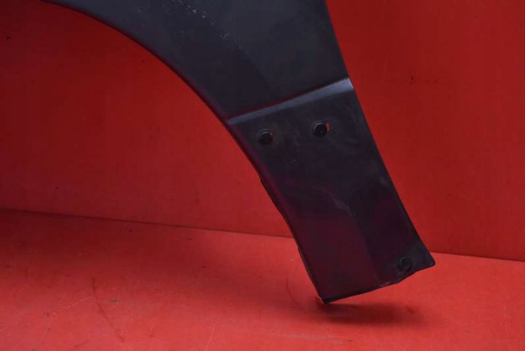 fender left front front graphitic MITSUBISHI OUTLANDER 1 and 01-08