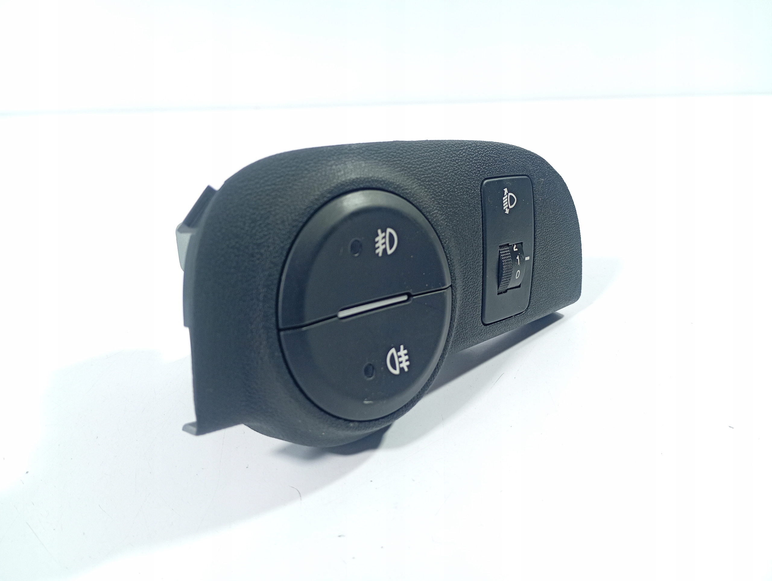 switch light switch PRZECIWMGIELNYCH Hyundai Accent 05-10